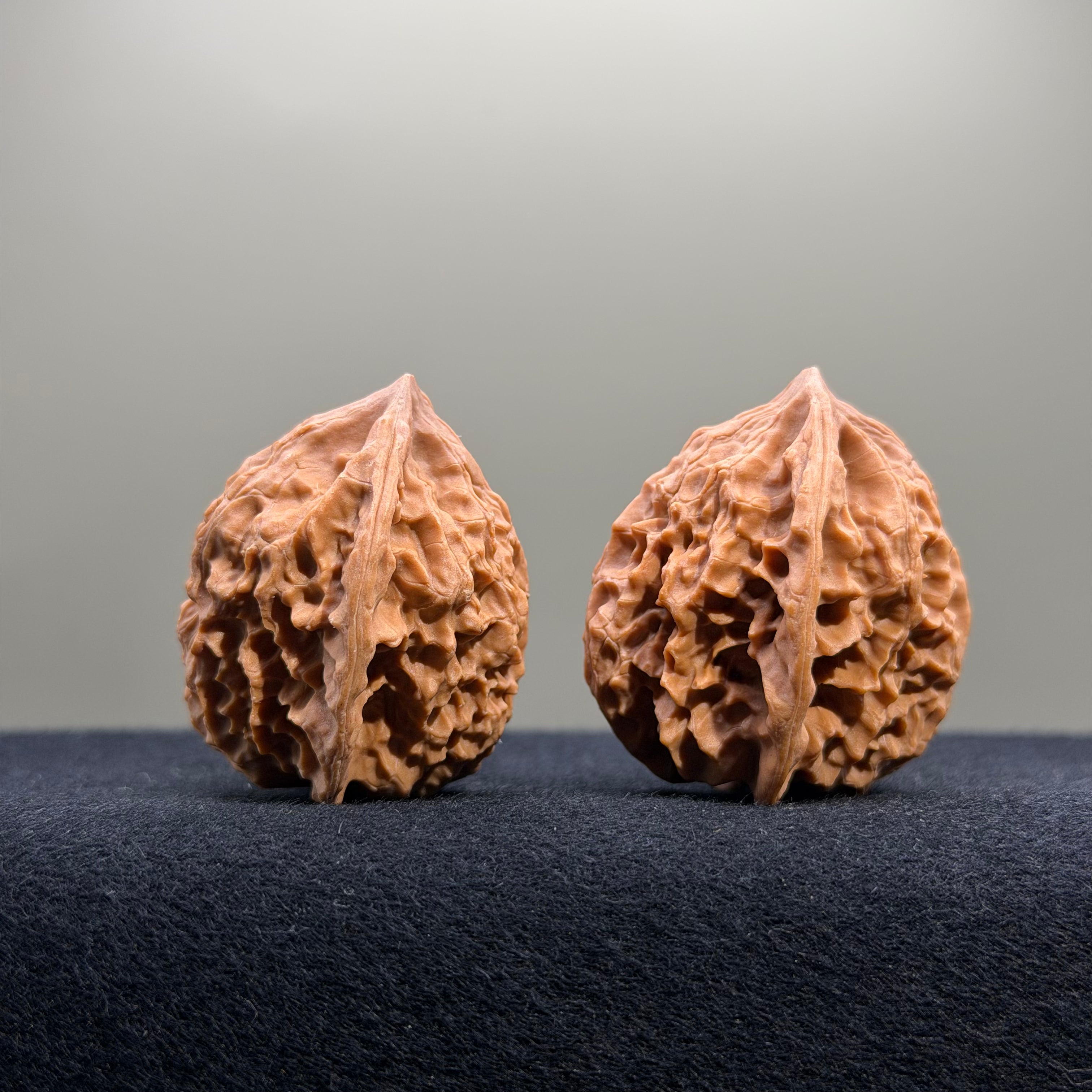 First Love Wenwan Walnut · 34mm · Natural · Entry Ritual