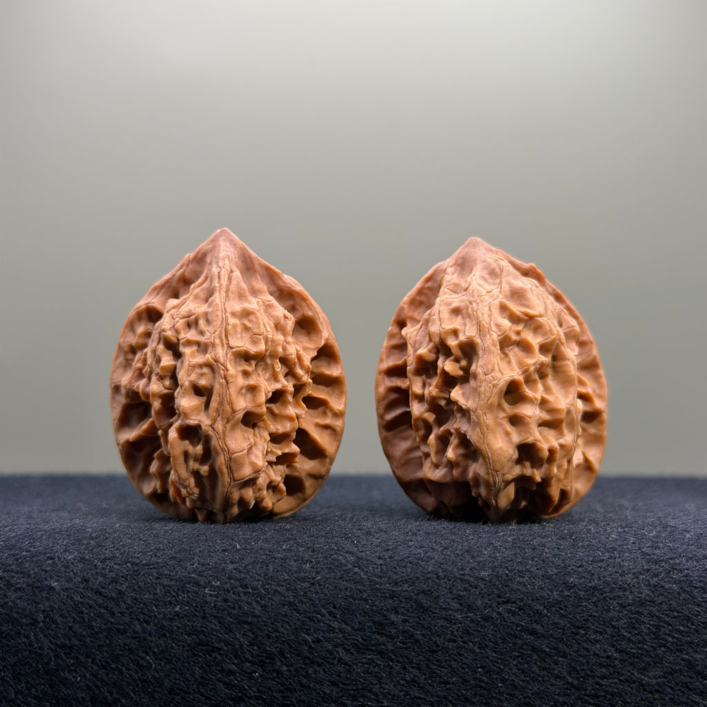 First Love Wenwan Walnut · 32mm · Natural · Entry Ritual