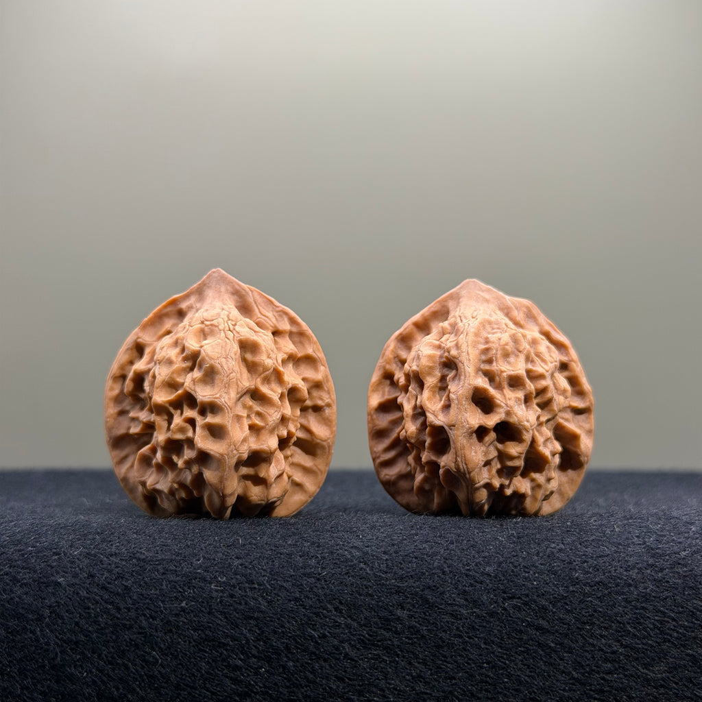 First Love Wenwan Walnut · 30mm · Natural · Entry Ritual