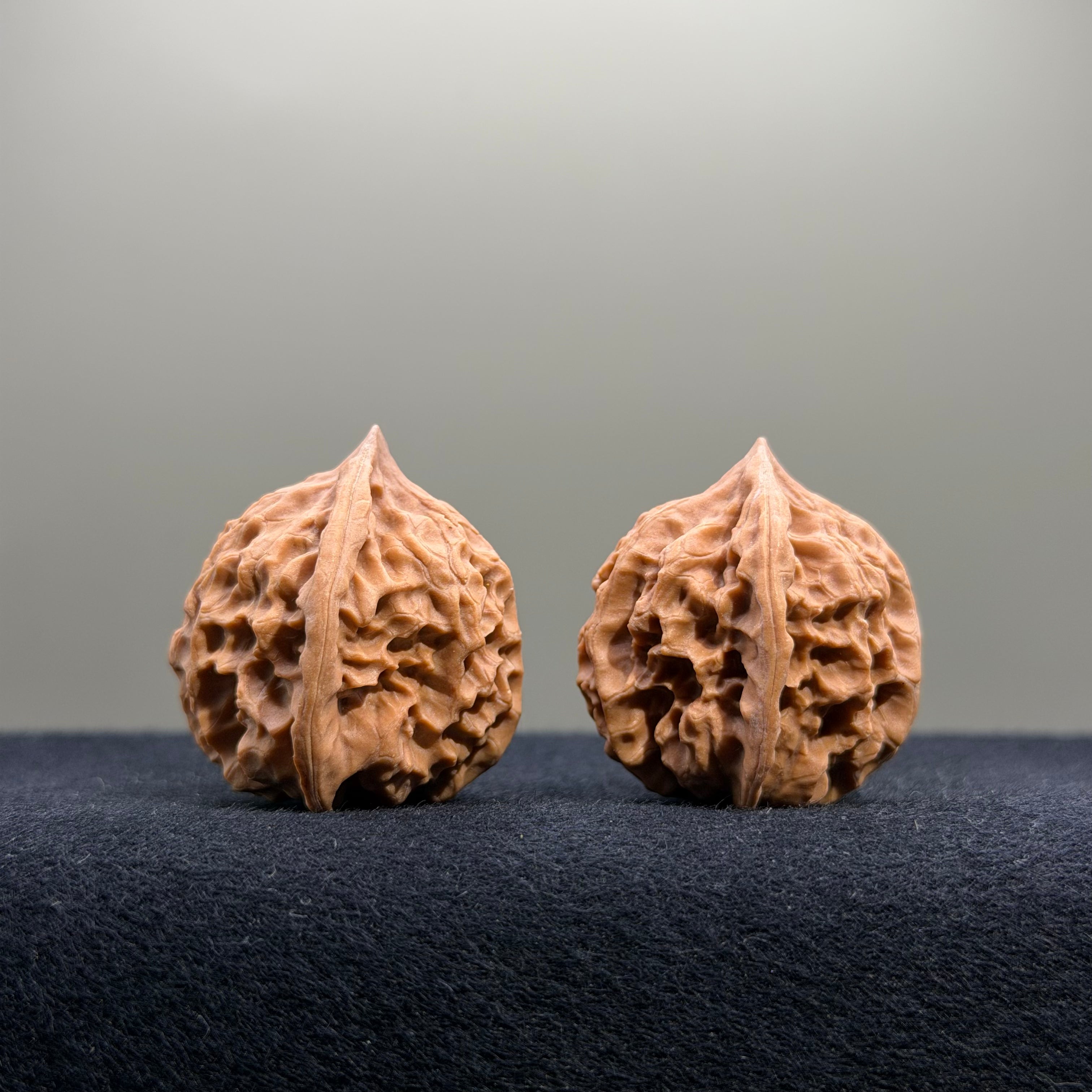 First Love Wenwan Walnut · 30mm · Natural · Entry Ritual