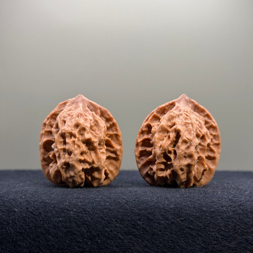 First Love Wenwan Walnut · 32mm · Natural · Entry Ritual