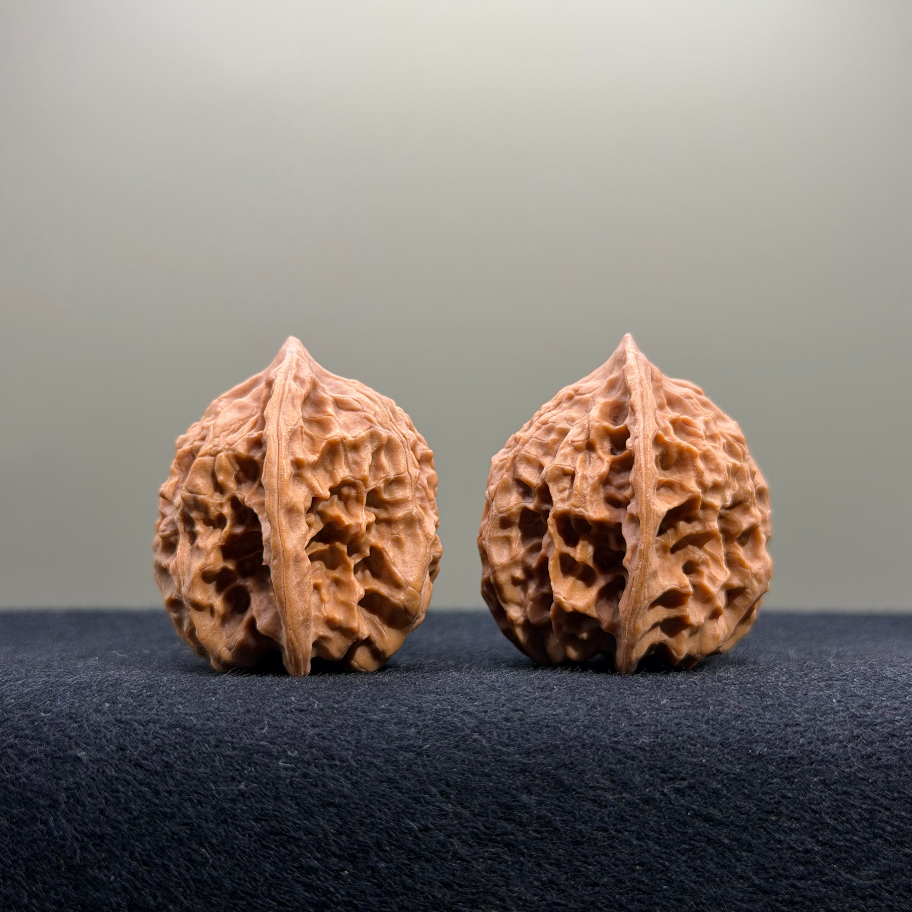 First Love Wenwan Walnut · 32mm · Natural · Entry Ritual