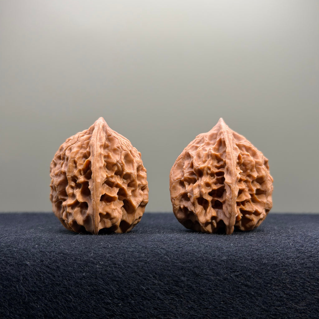 First Love Wenwan Walnut · 32mm · Natural · Entry Ritual