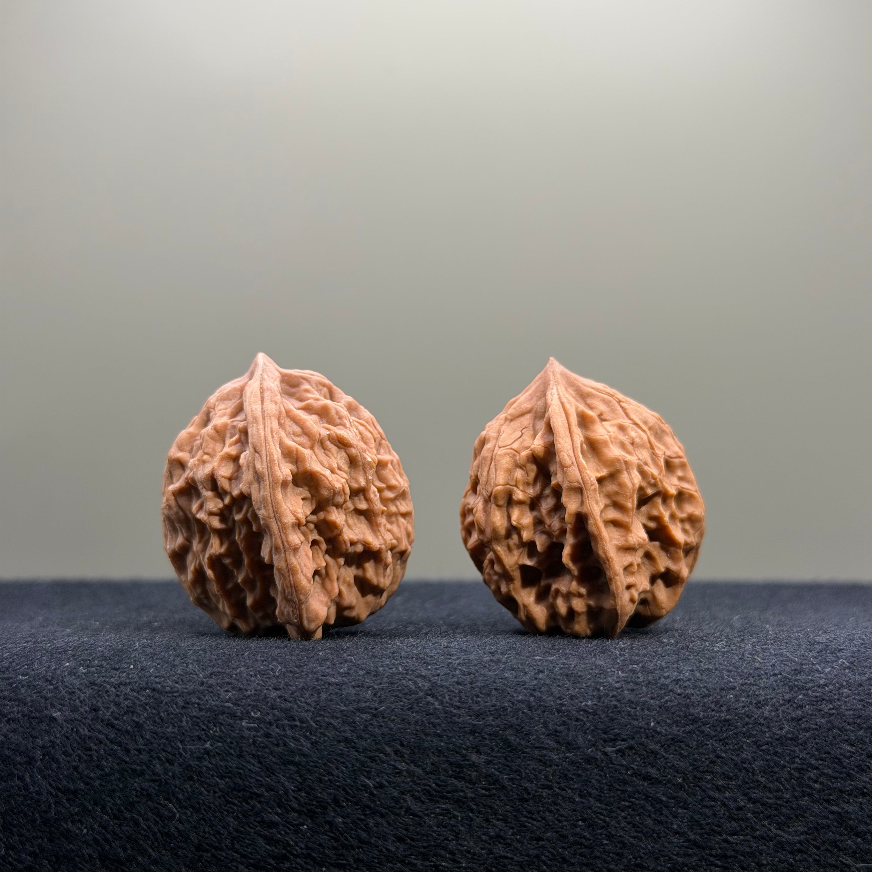 First Love Wenwan Walnut · 26mm · Natural · Entry Ritual
