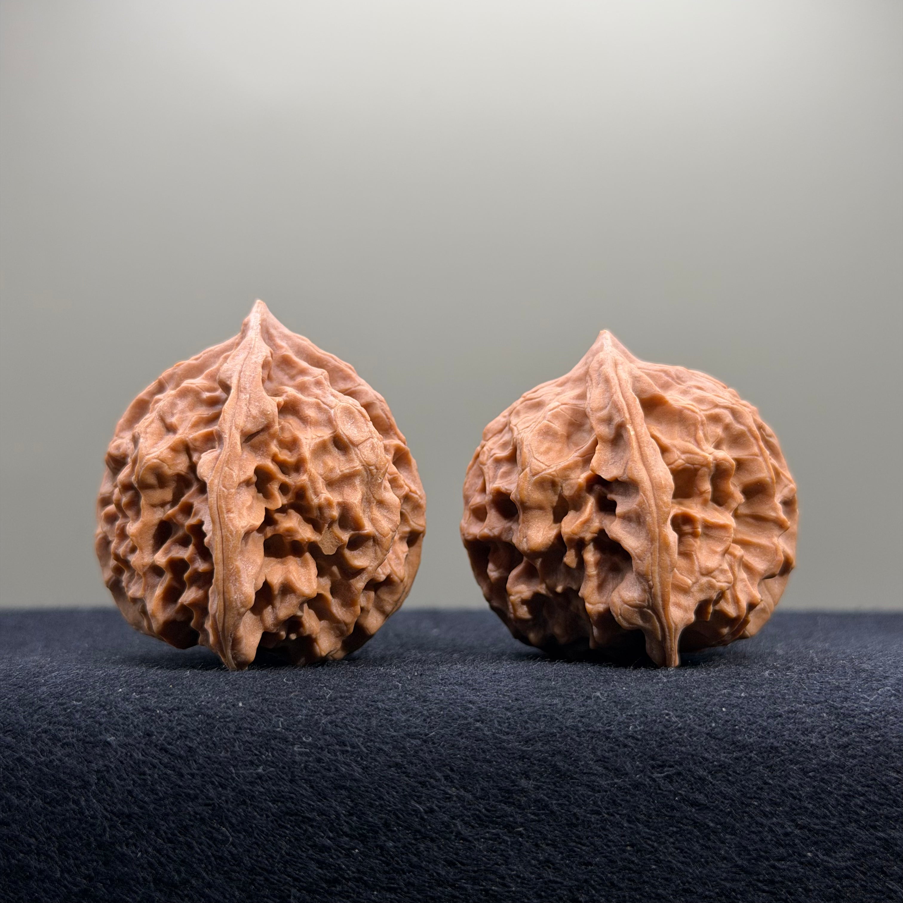 First Love Wenwan Walnut · 40mm · Natural · Select Ritual