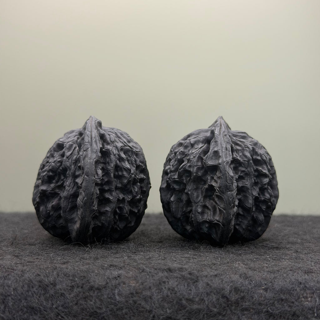 Ground-Buried (Dimen) White Lion Head Wenwan Walnut