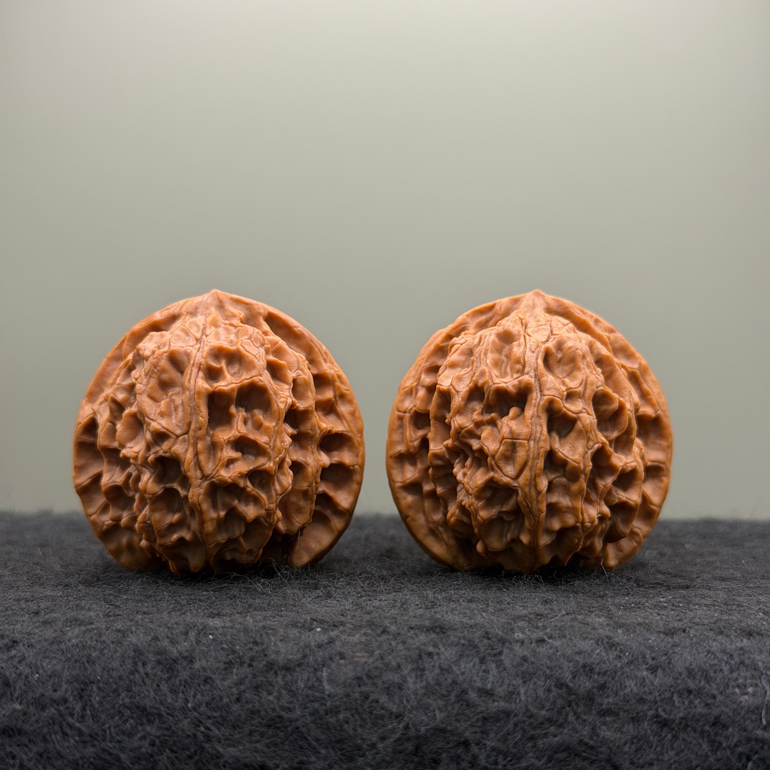 Apple Orchard Lion Head Wenwan Walnut