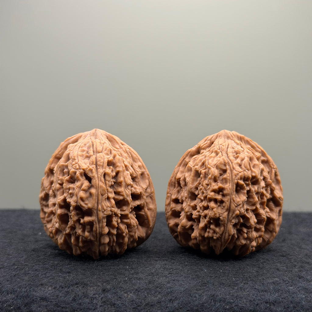 Nanjiang Ston Lion Head Wenwan Walnut