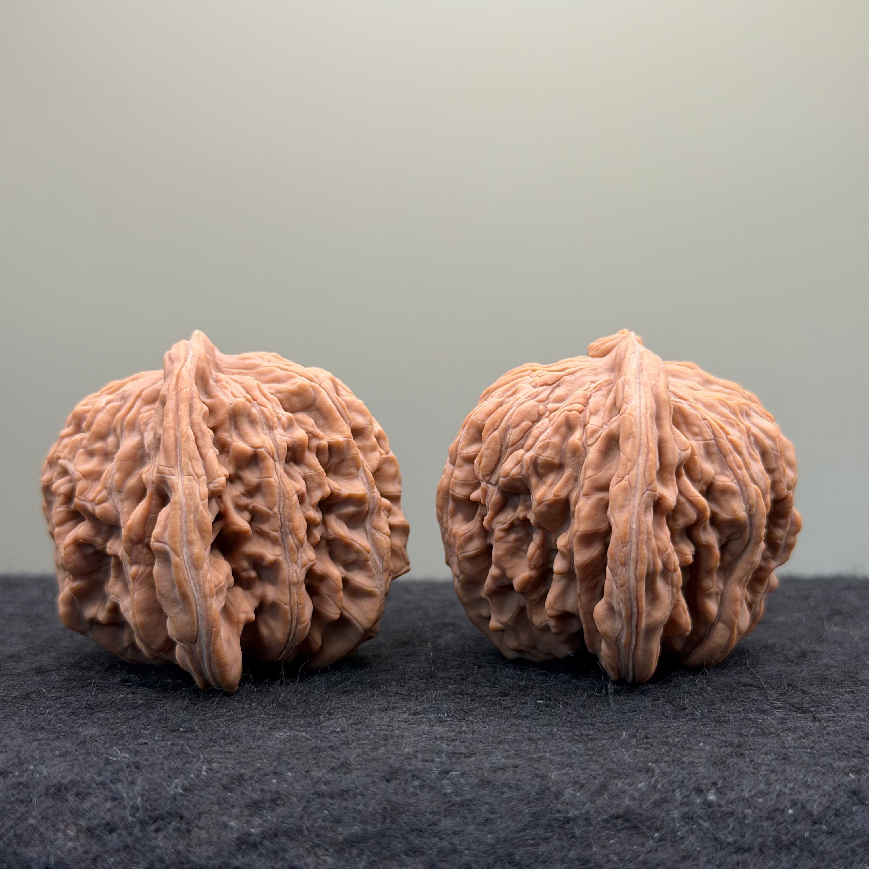 Four Towers Wenwan Walnut · 43 · Natural · Entry Ritual
