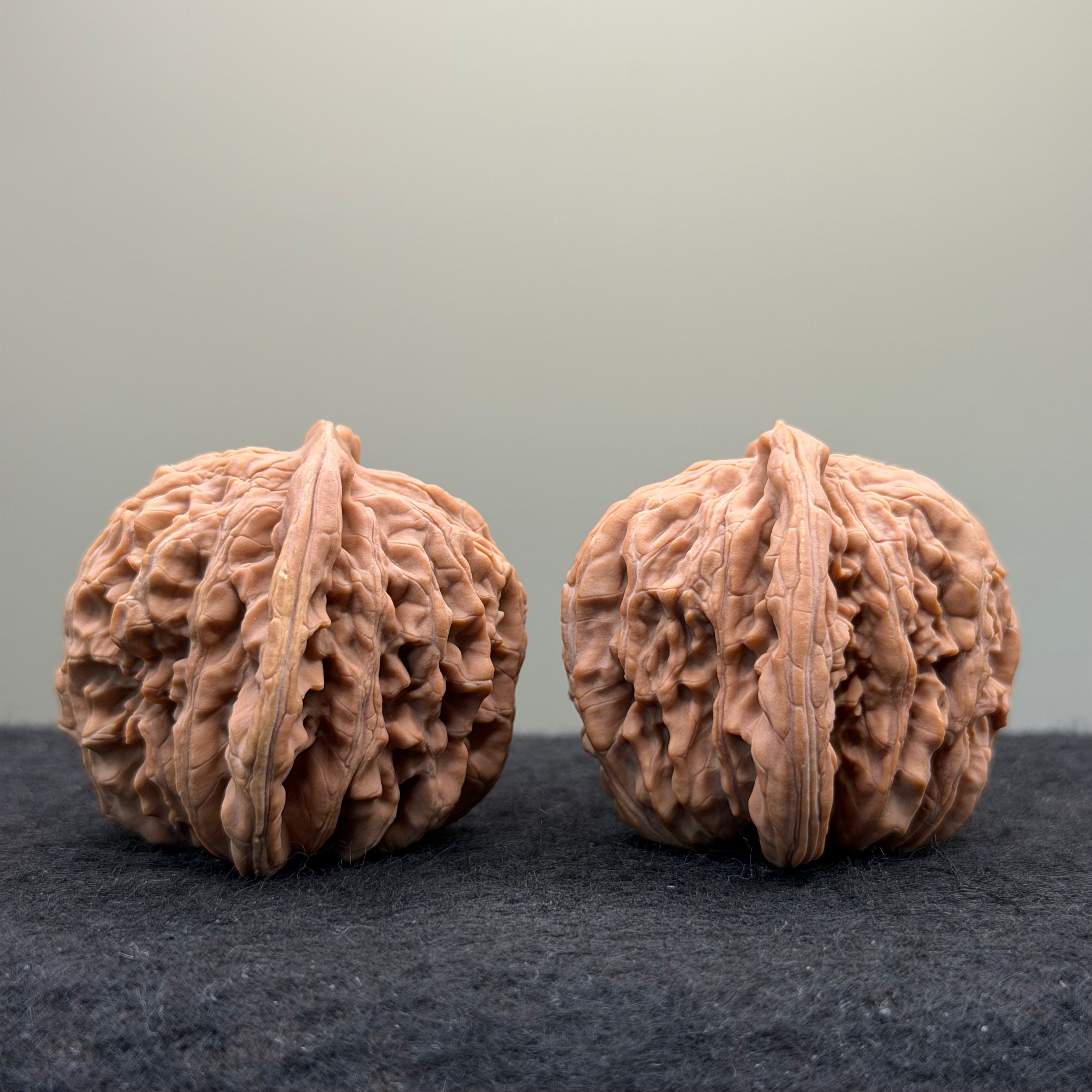 Four Towers Wenwan Walnut · 43 · Natural · Entry Ritual
