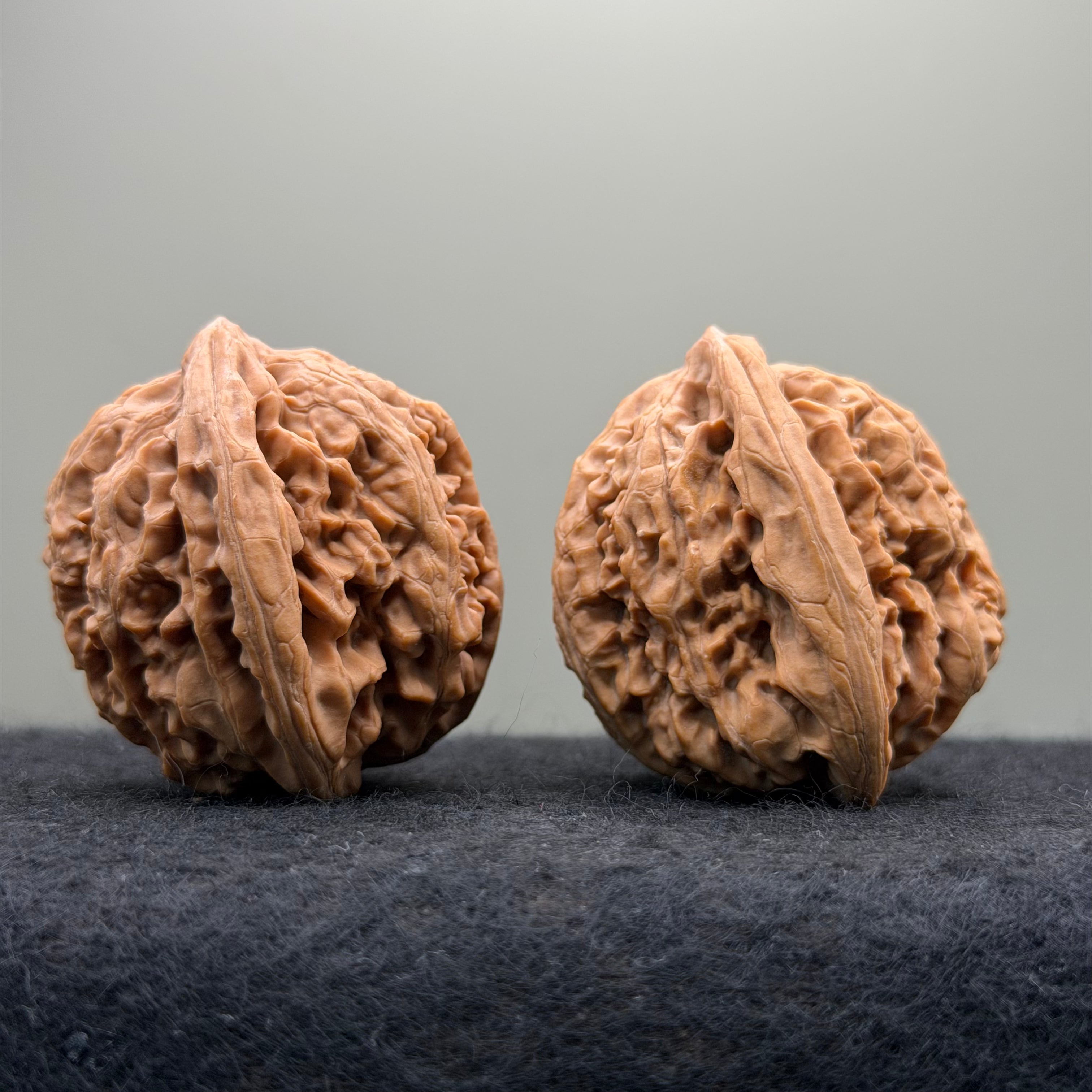 'Walnut Zun' Wenwan Walnut · 39mm · Natural · Select Ritual