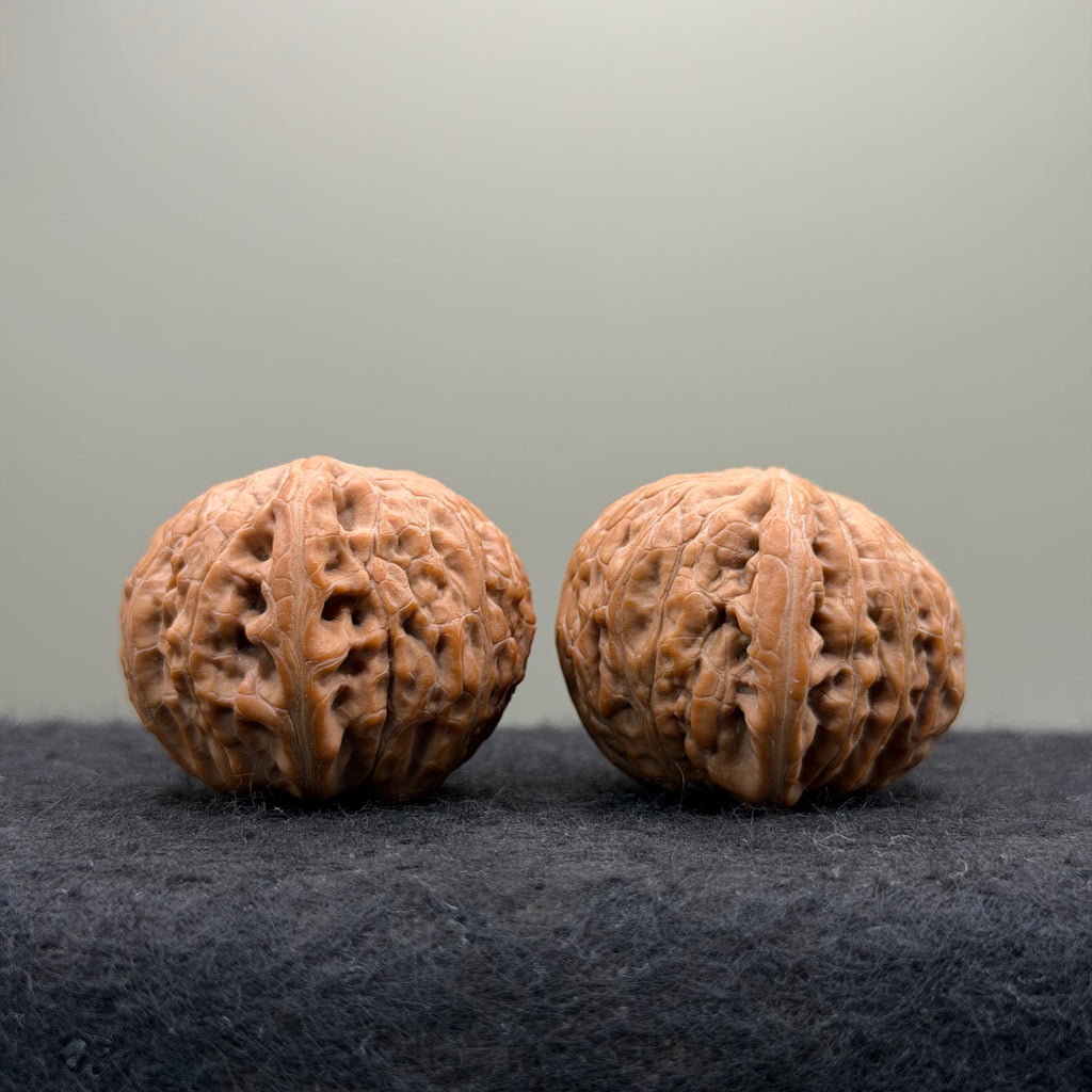 Hammer Sister Wenwan Walnut · 38mm · Natural · Premium Ritual