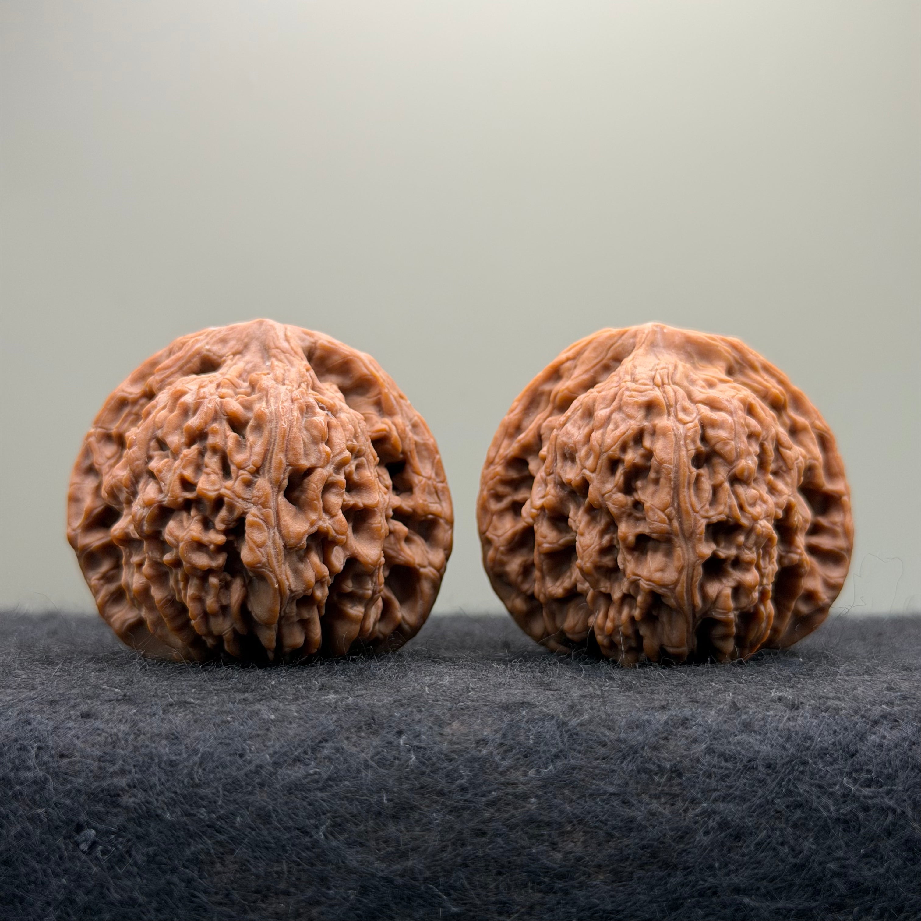 Nanjiang Stone Wenwan Walnut · 37mm · Natural · Premium Ritual