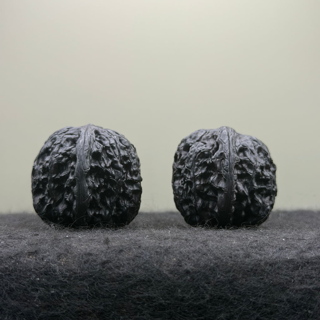 Ground Buried Millstone Wenwan Walnut · 35mm · Entry Ritual