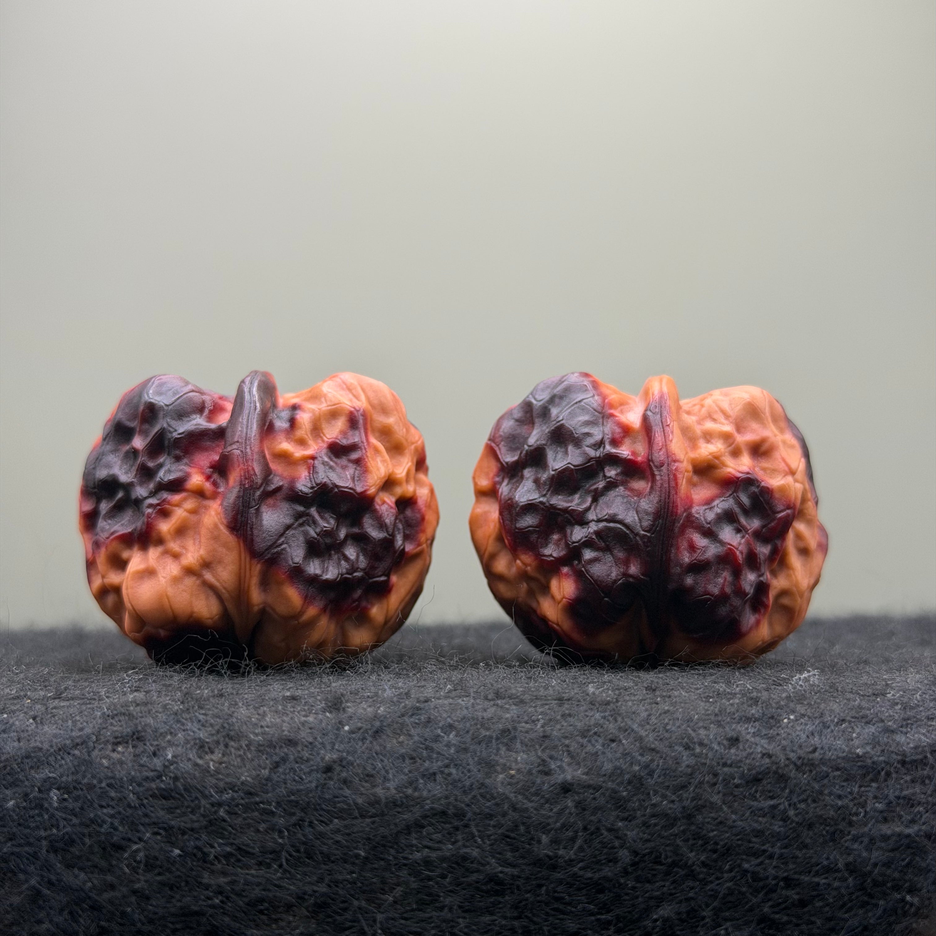 Rainbow Cliff Ingot Wenwan Walnut · 38mm · Select Ritual