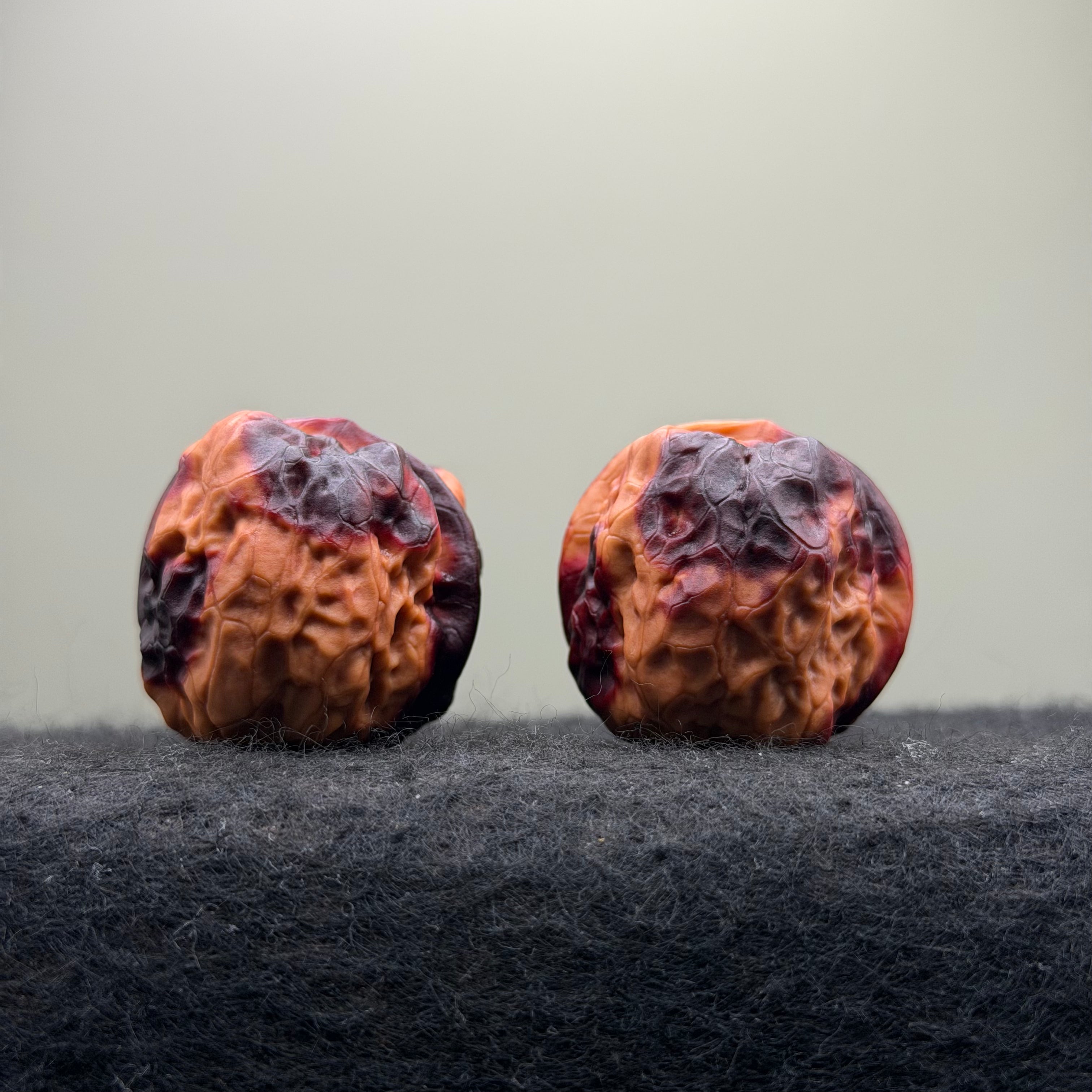 Rainbow Cliff Ingot Wenwan Walnut · 38mm · Select Ritual