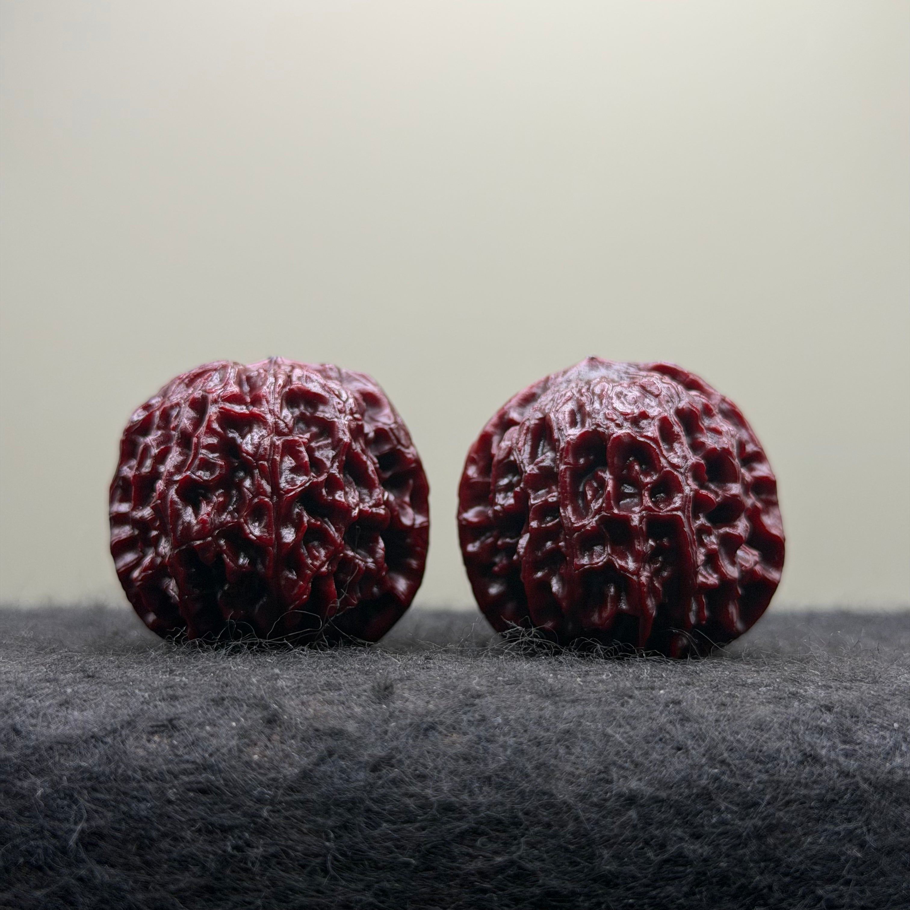 Wine-Red Longan Wenwan Walnut · 34mm · Select Ritual