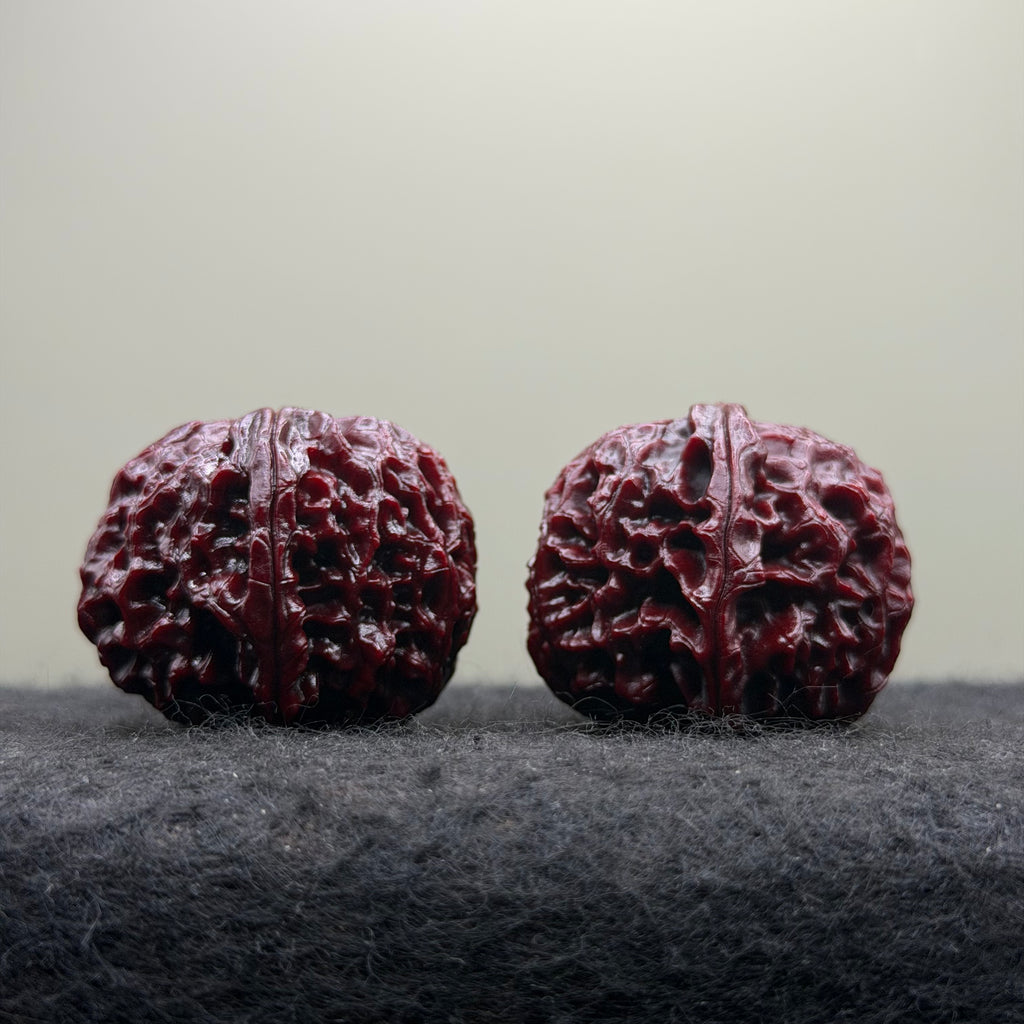 Wine-Red Longan Wenwan Walnut · 34mm · Select Ritual