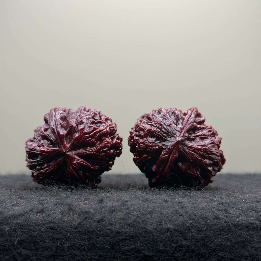 Wine-Red Longan Wenwan Walnut · 34mm · Select Ritual