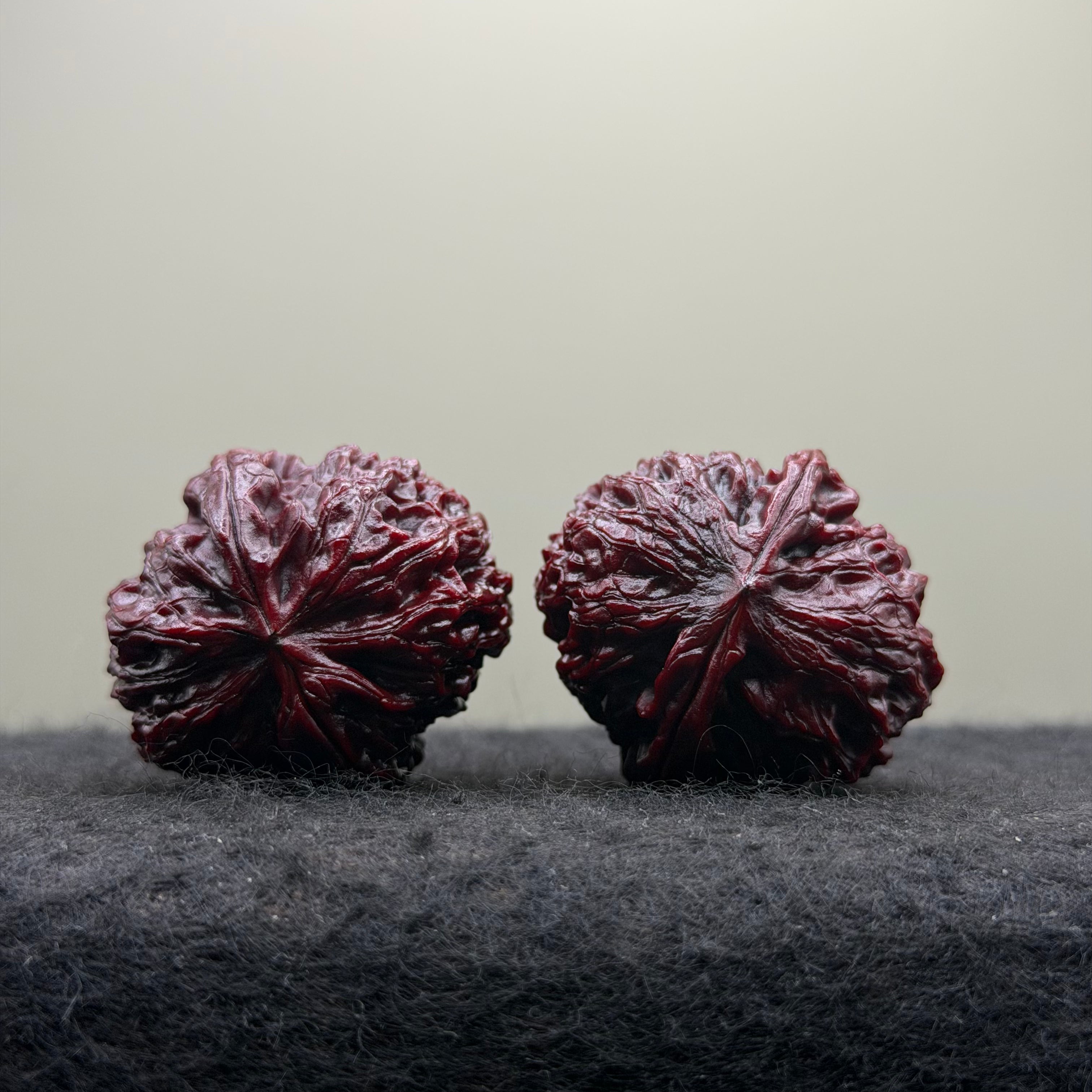 Wine-Red Longan Wenwan Walnut · 34mm · Select Ritual