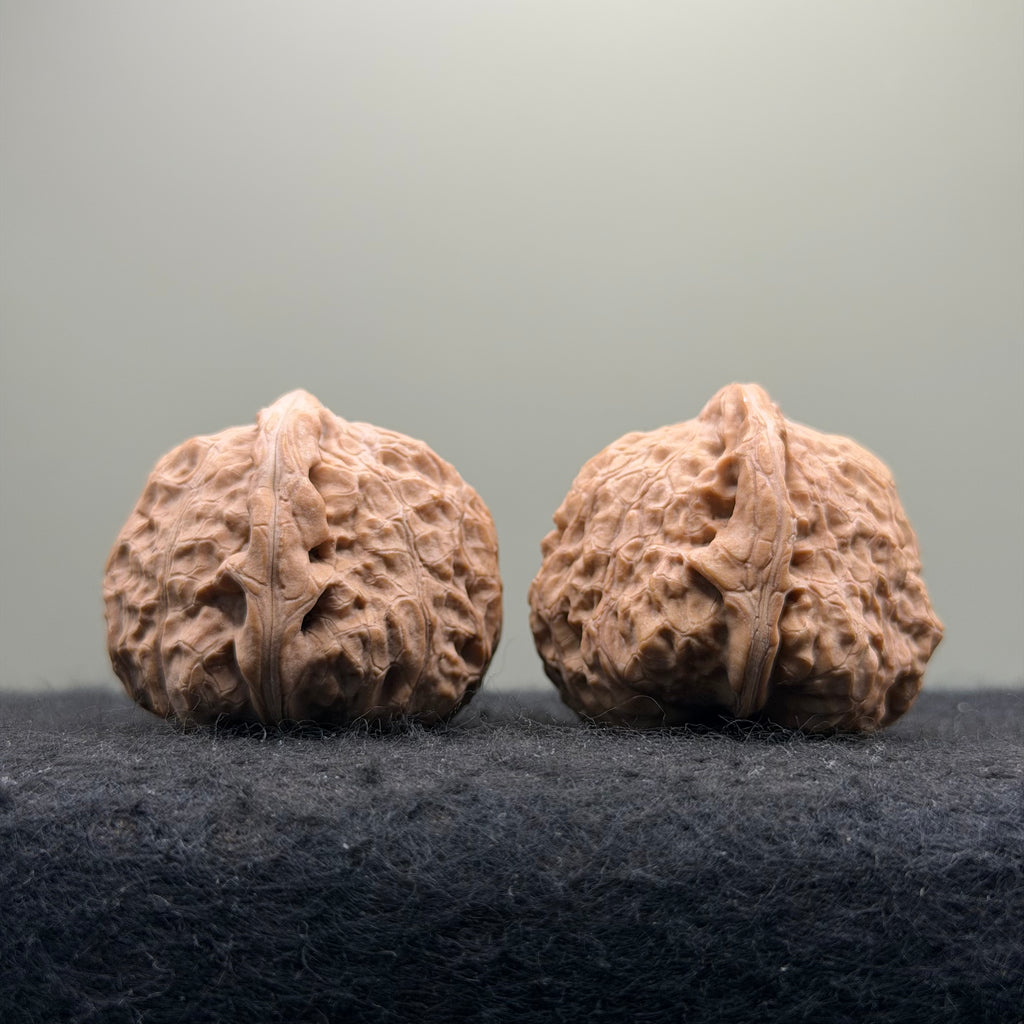 Pumpkin Wenwan Walnut · 37mm · Natural · Entry Ritual