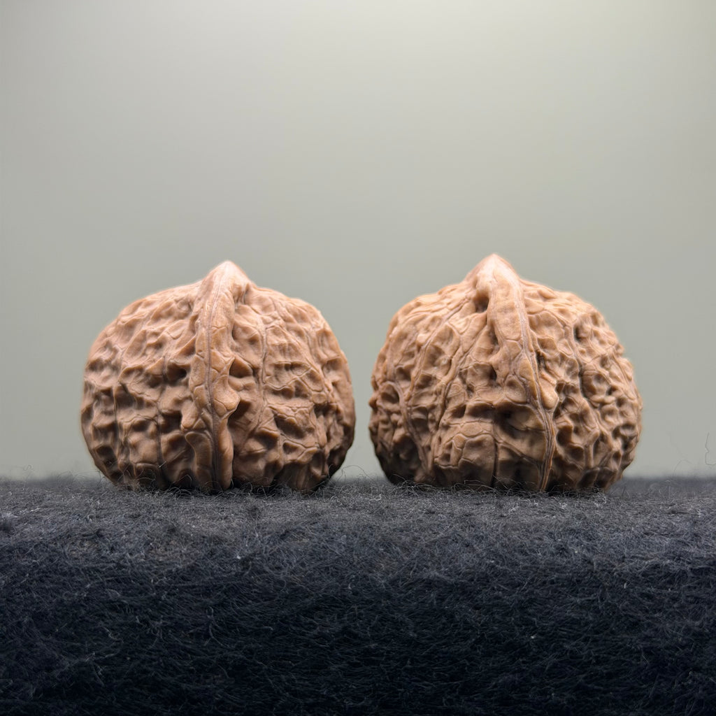 Pumpkin Wenwan Walnut · 37mm · Natural · Entry Ritual