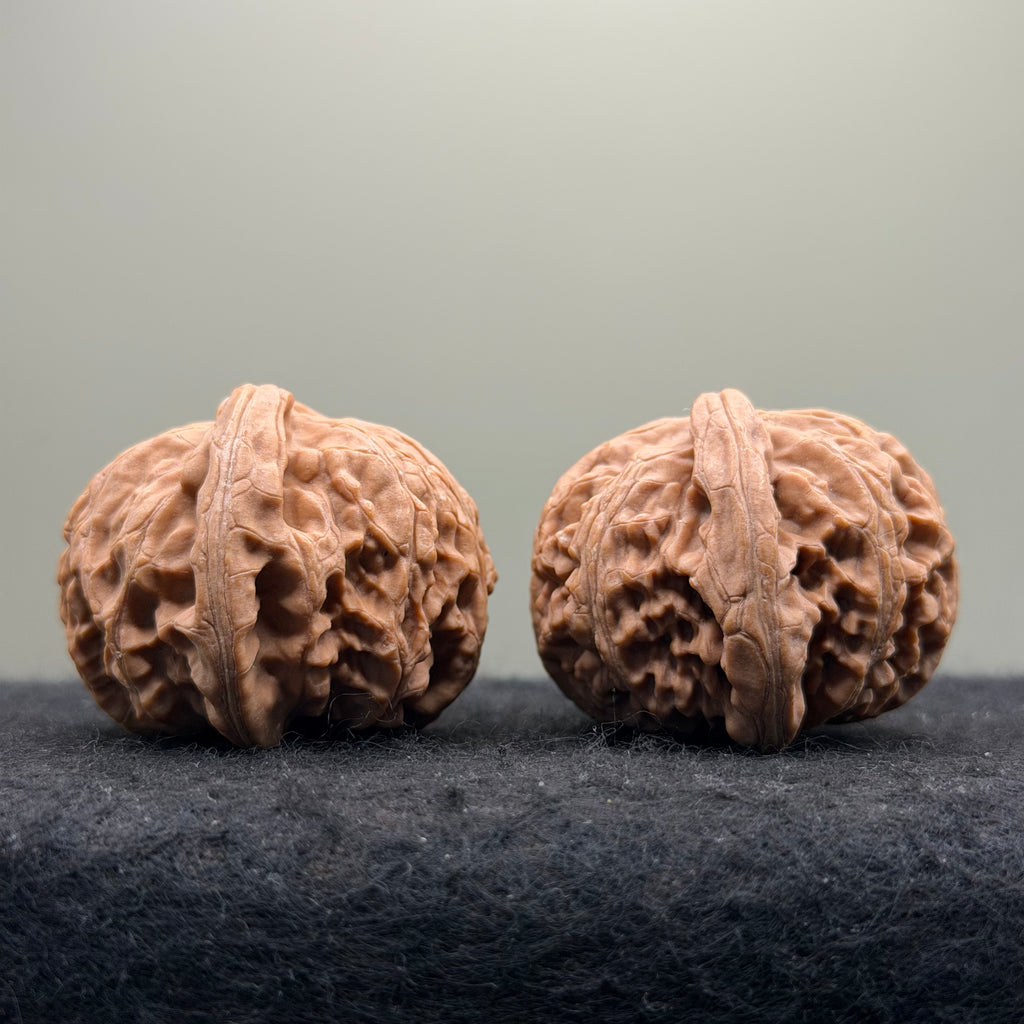 Palace Lantern Wenwan Walnut · 42mm · Natural · Select Ritual