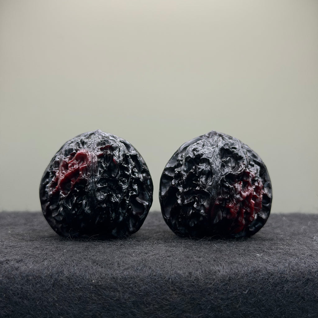 Ground Buried Palace Lantern Wenwan Walnut · 39mm · Select Ritual