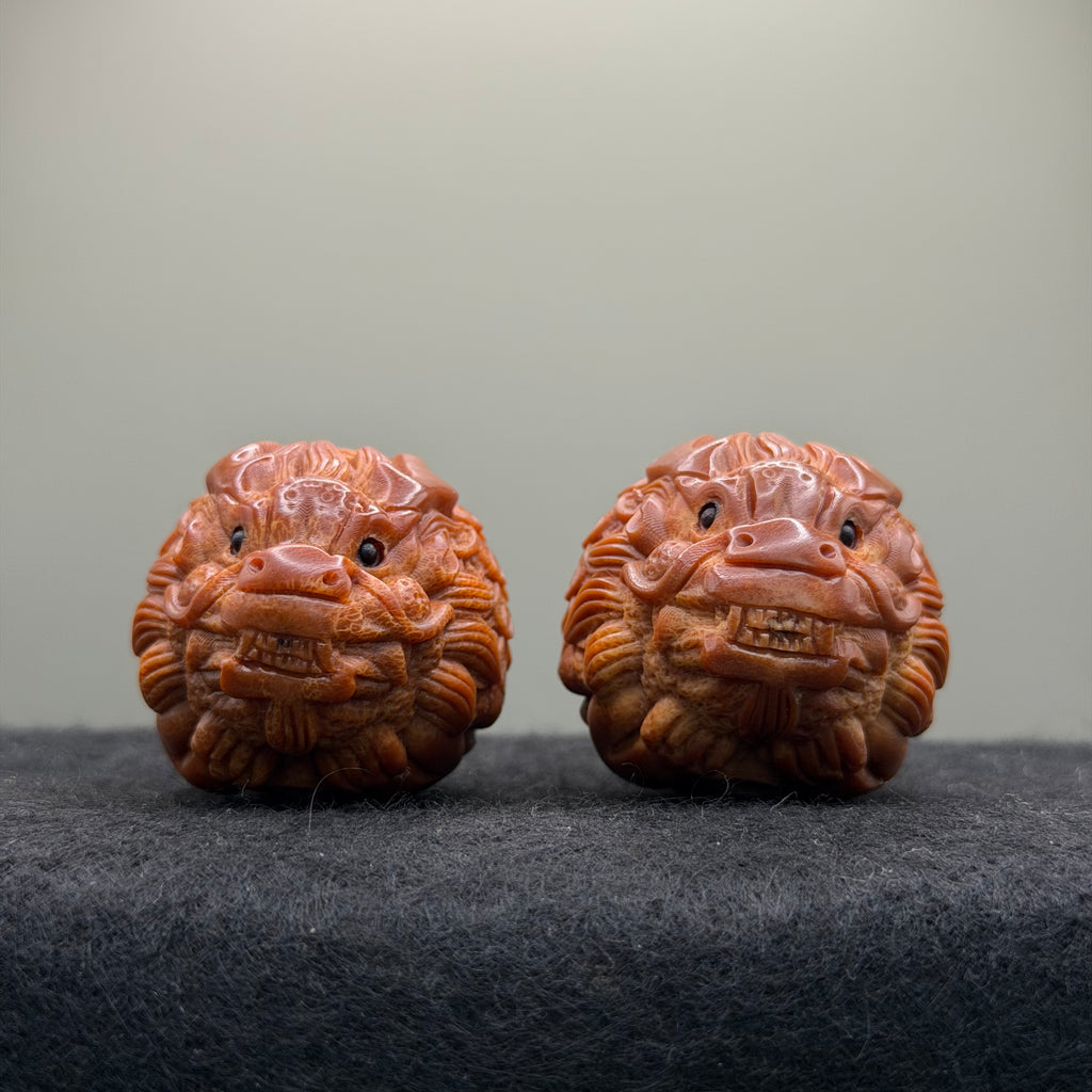 Carved Olive Pit Wenwan