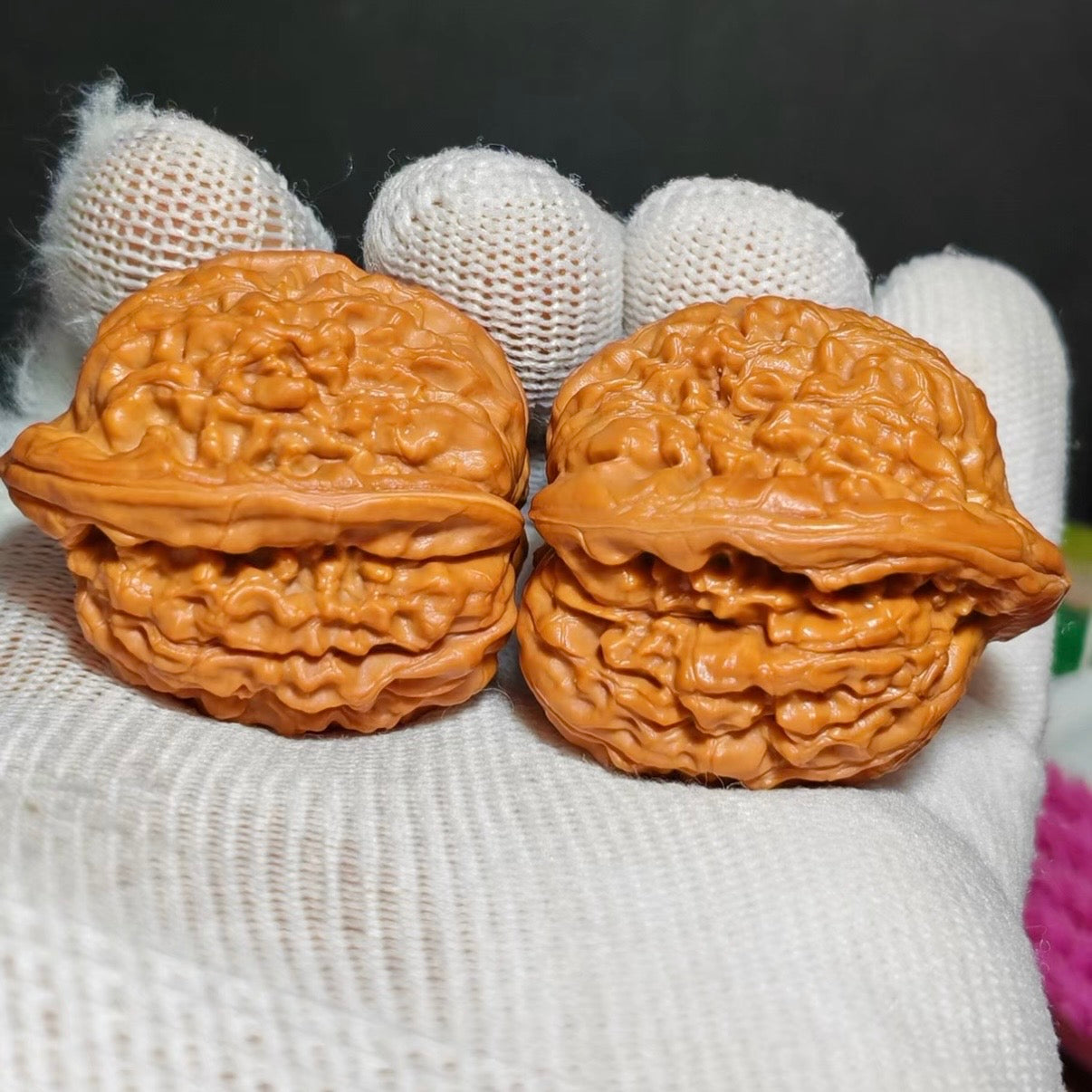 Lotus Tiger Head Wenwan Walnut · 37mm · Natural · Sourcing Pick
