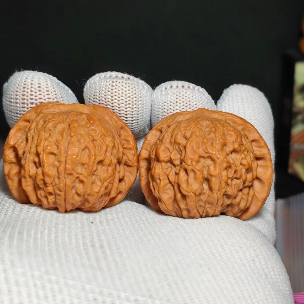 Blood Kirin Wenwan Walnut · 38mm · Natural · Sourcing Pick