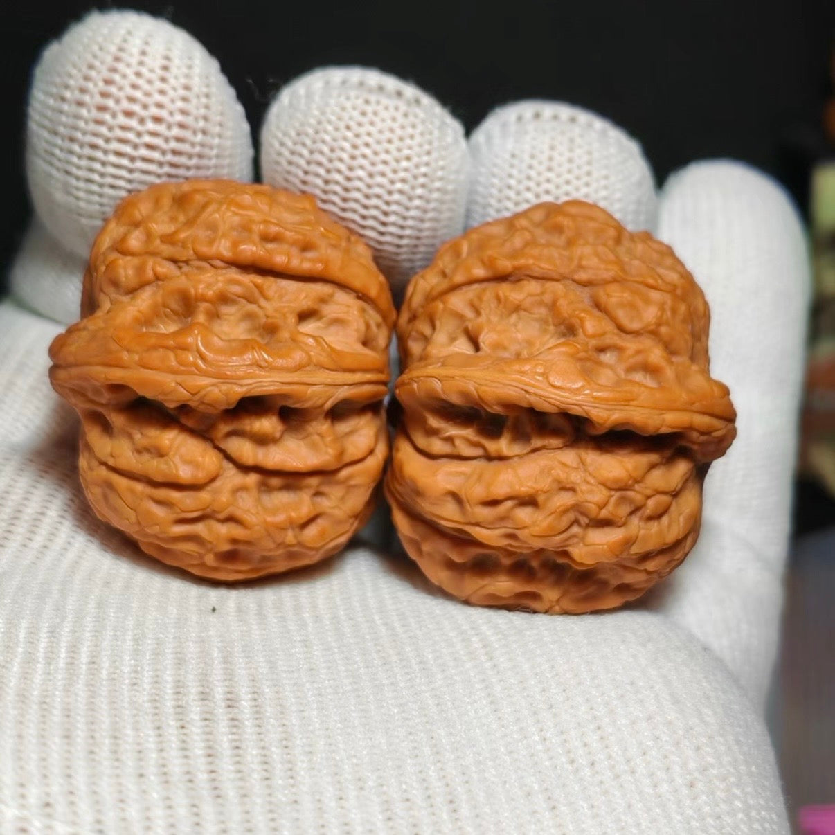 Blood Kirin Wenwan Walnut · 38mm · Natural · Sourcing Pick