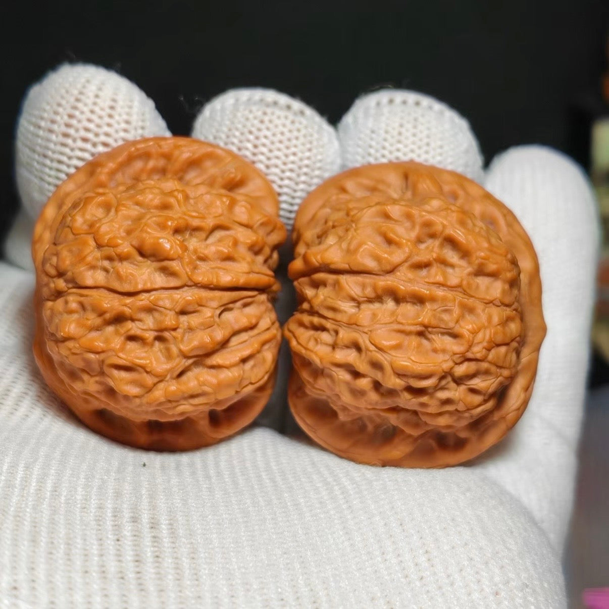 Blood Kirin Wenwan Walnut · 38mm · Natural · Sourcing Pick