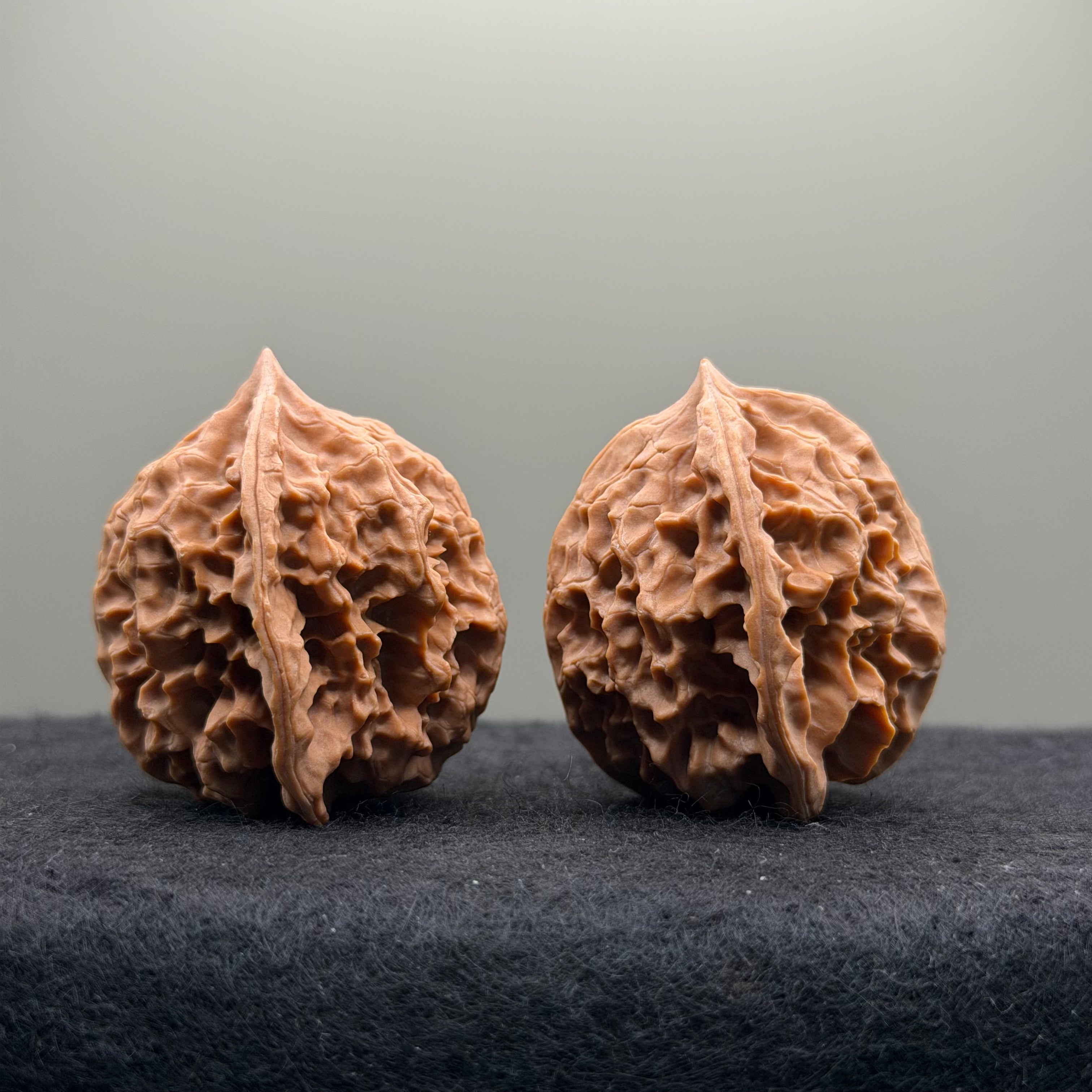 WalnutRitual Exclusive · First Love Wenwan Walnut · 37mm · Natural · Entry Ritual