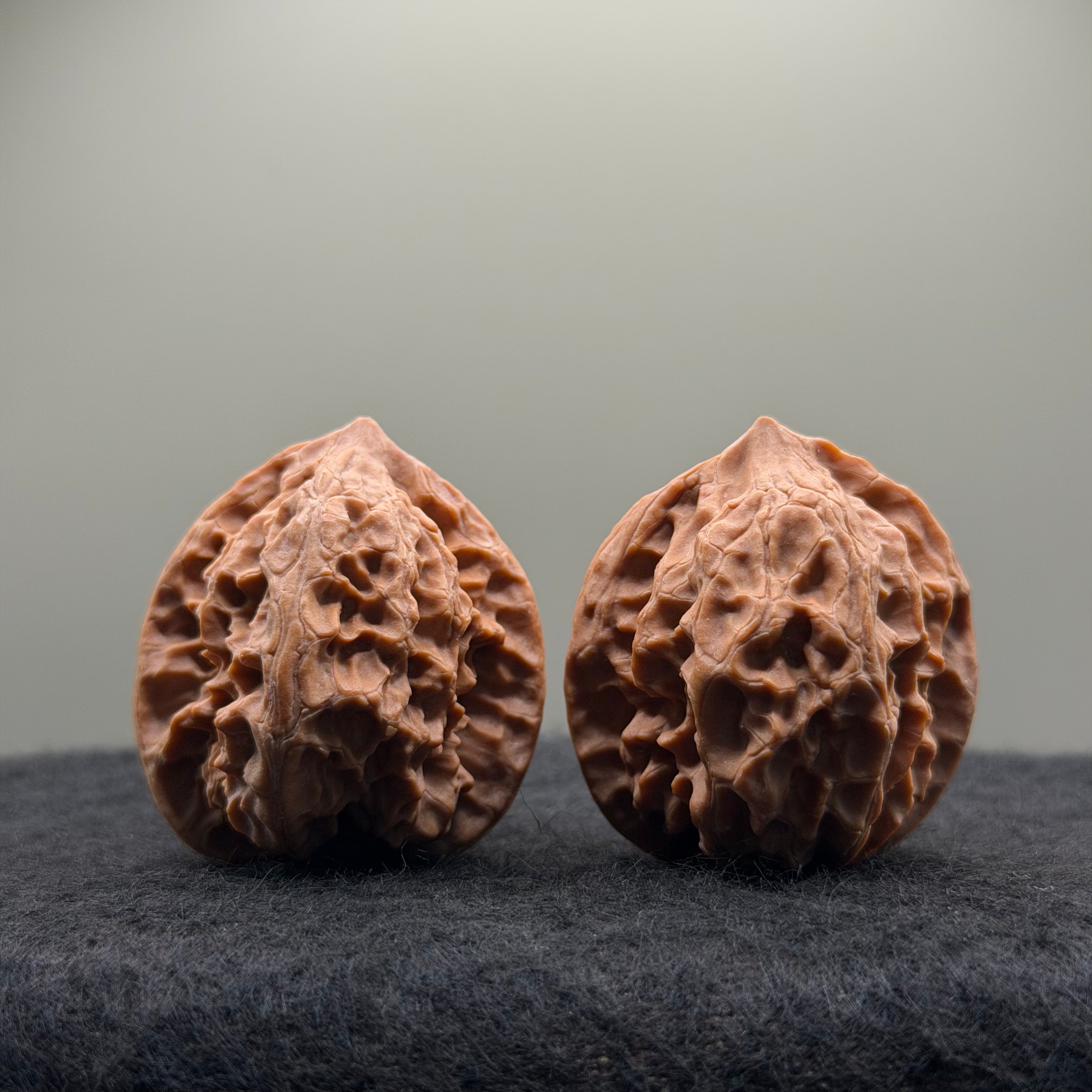 WalnutRitual Exclusive · First Love Wenwan Walnut · 37mm · Natural · Entry Ritual