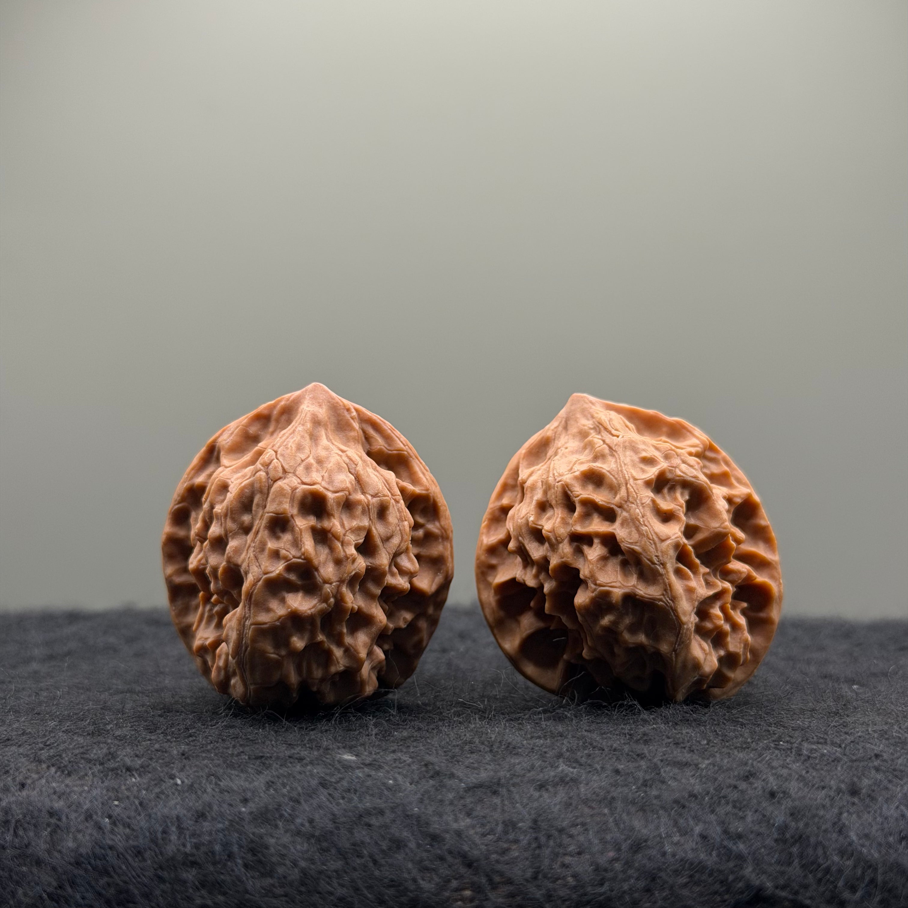 WalnutRitual Exclusive · First Love Wenwan Walnut · 35mm · Natural · Entry Ritual