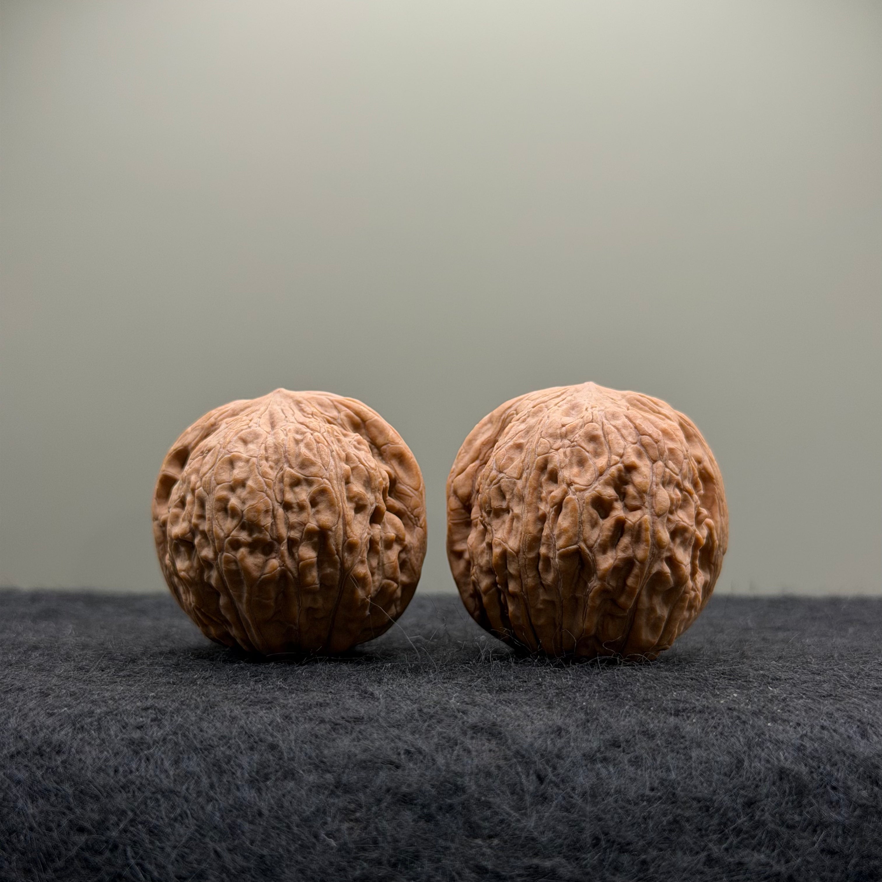 Mini Iron Hammer Wenwan Walnut · 33mm · Natural · Entry Ritual