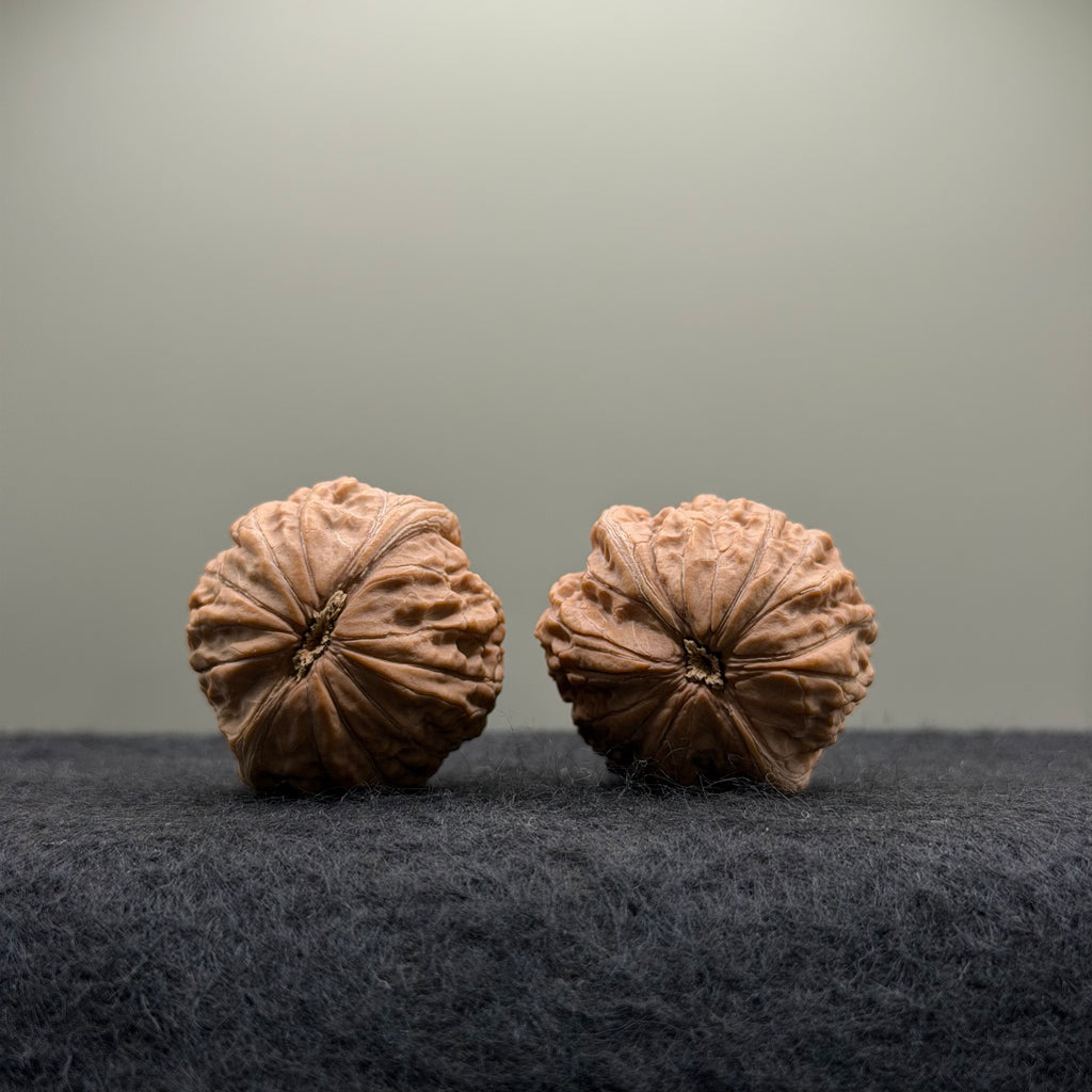 Mini Iron Hammer Wenwan Walnut · 33mm · Natural · Entry Ritual