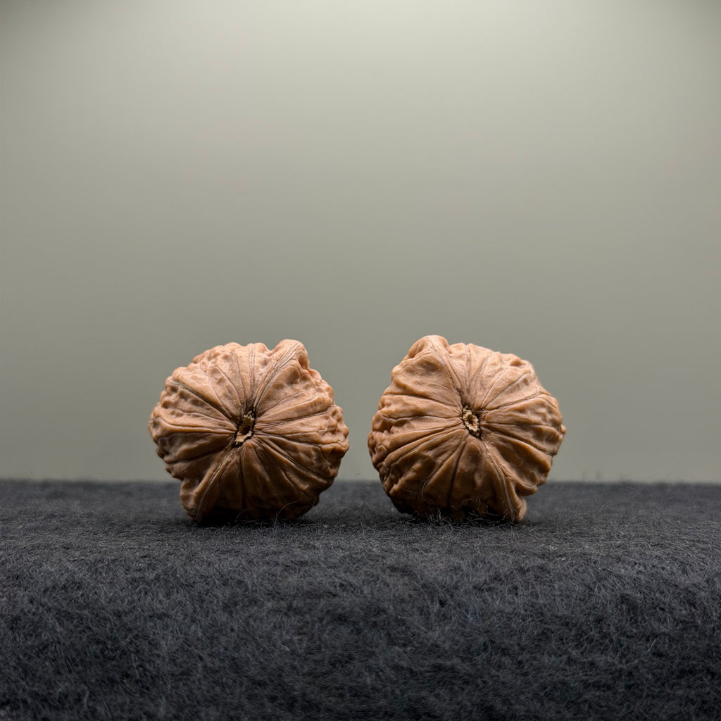 Mini Iron Hammer Wenwan Walnut · 32mm · Natural · Entry Ritual