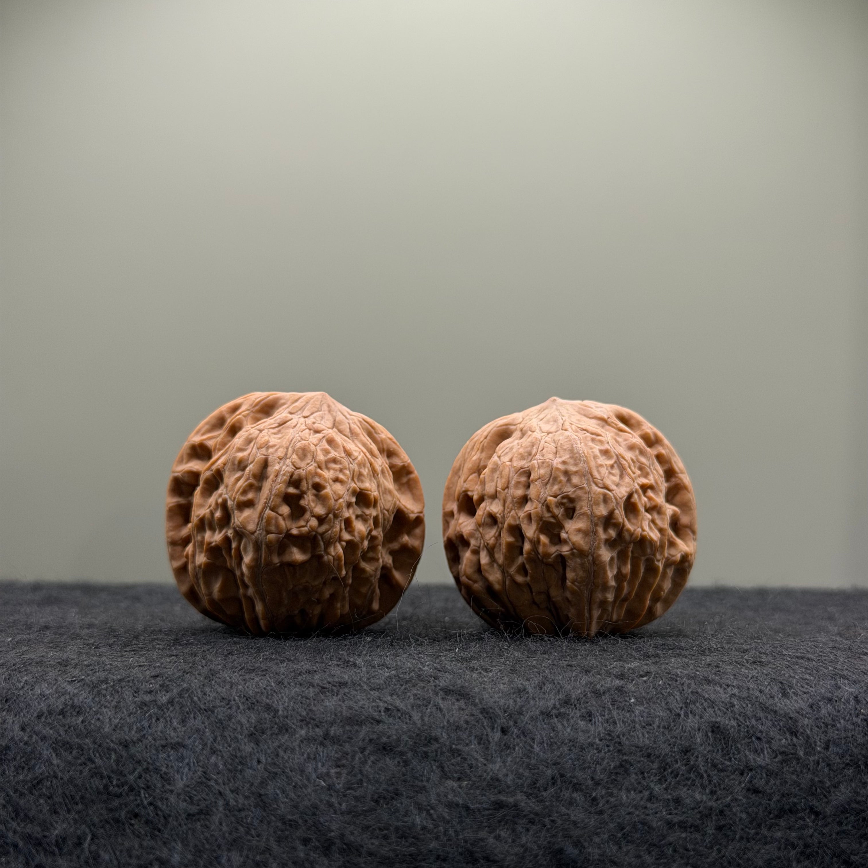 Mini Iron Hammer Wenwan Walnut · 34mm · Natural · Entry Ritual