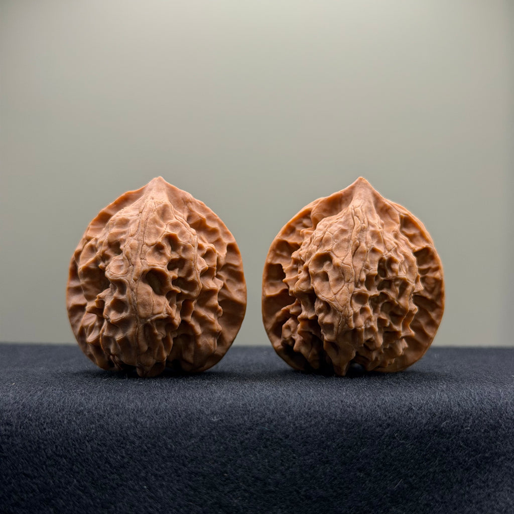 WalnutRitual Exclusive · First Love Wenwan Walnut · 38mm · Natural · Entry Ritual