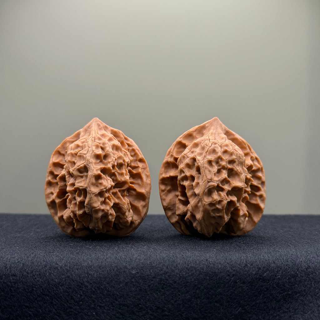WalnutRitual Exclusive · First Love Wenwan Walnut · 38mm · Natural · Entry Ritual