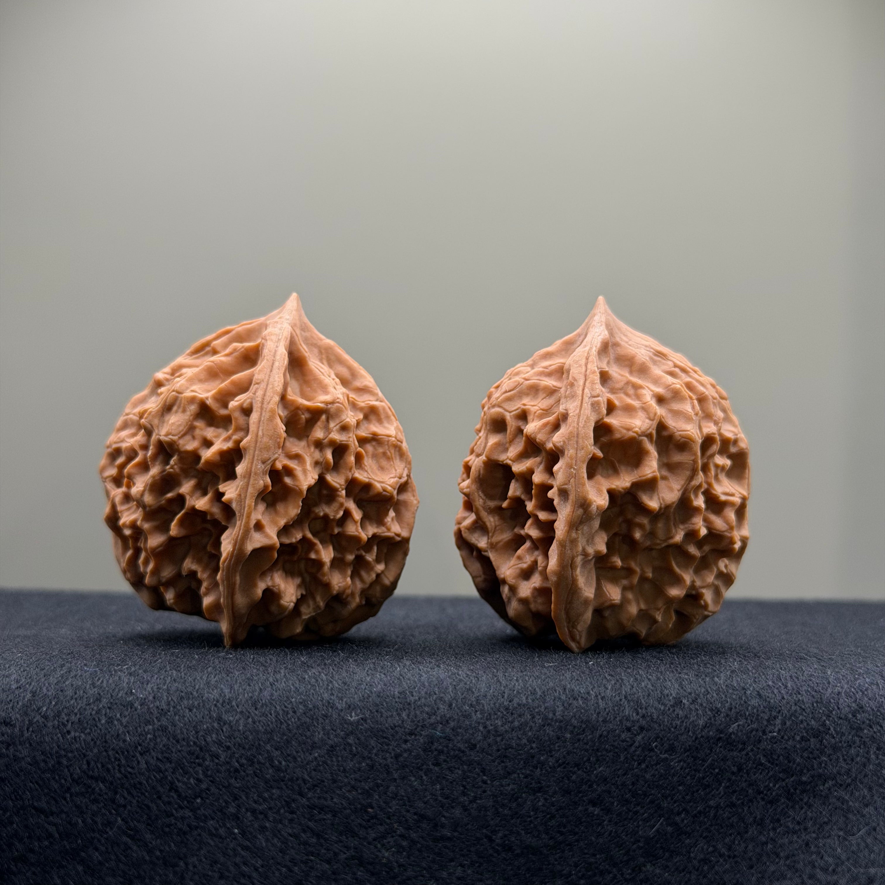 WalnutRitual Exclusive · First Love Wenwan Walnut · 38mm · Natural · Entry Ritual