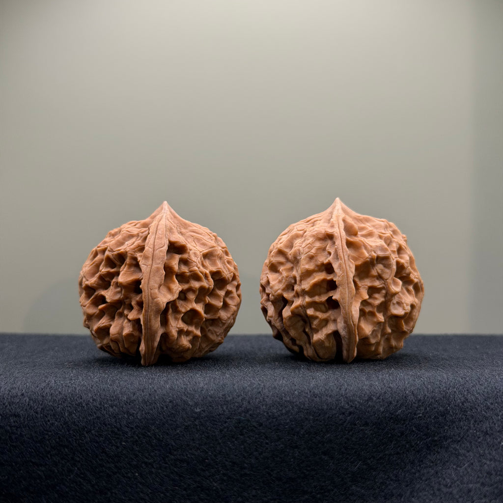 WalnutRitual Exclusive · First Love Wenwan Walnut · 38mm · Natural · Select Ritual