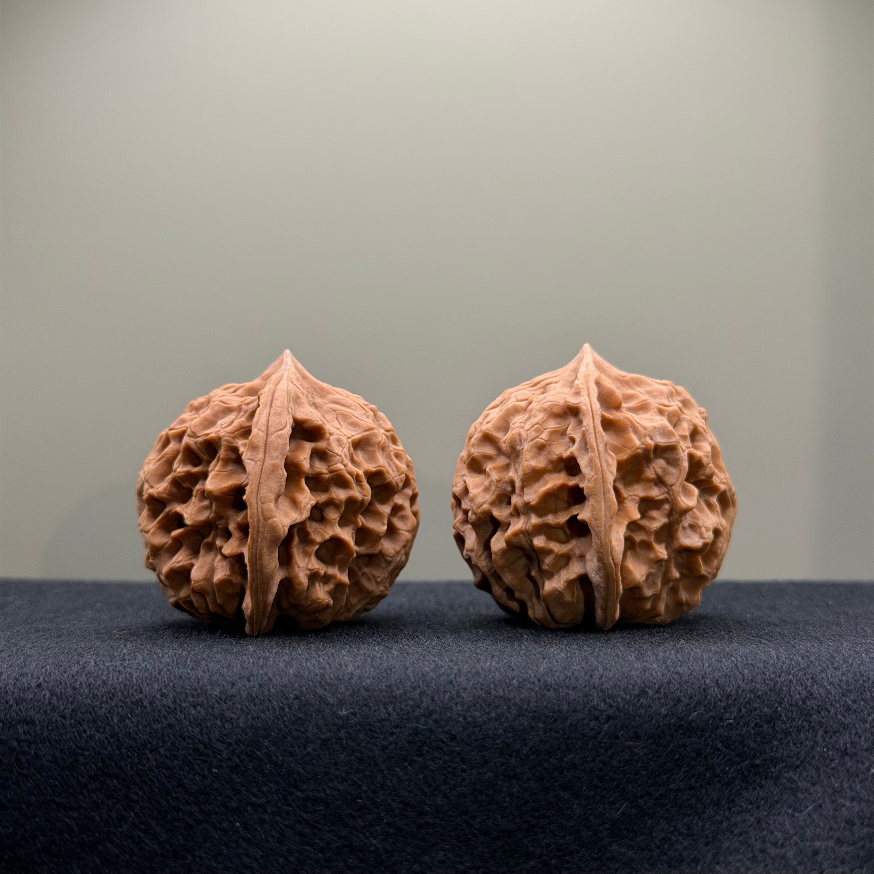 WalnutRitual Exclusive · First Love Wenwan Walnut · 38mm · Natural · Select Ritual