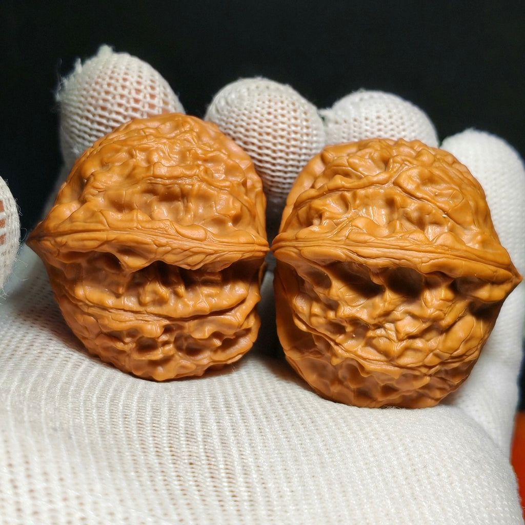 Wild · Blood Phoenix Wenwan Walnut · 42mm · Natural · Sourcing Pick