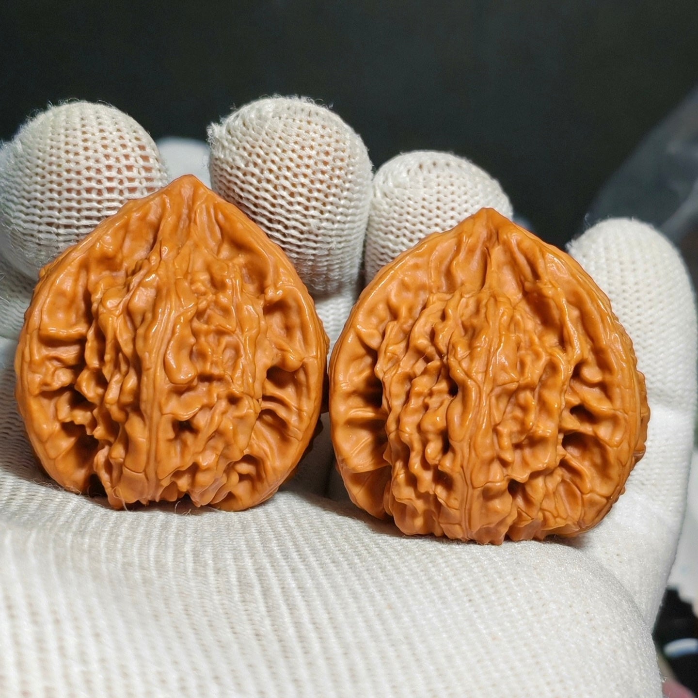 Thick Ribs Three Ridges  Wenwan Walnut · 41mm · Natural · Sourcing Pick