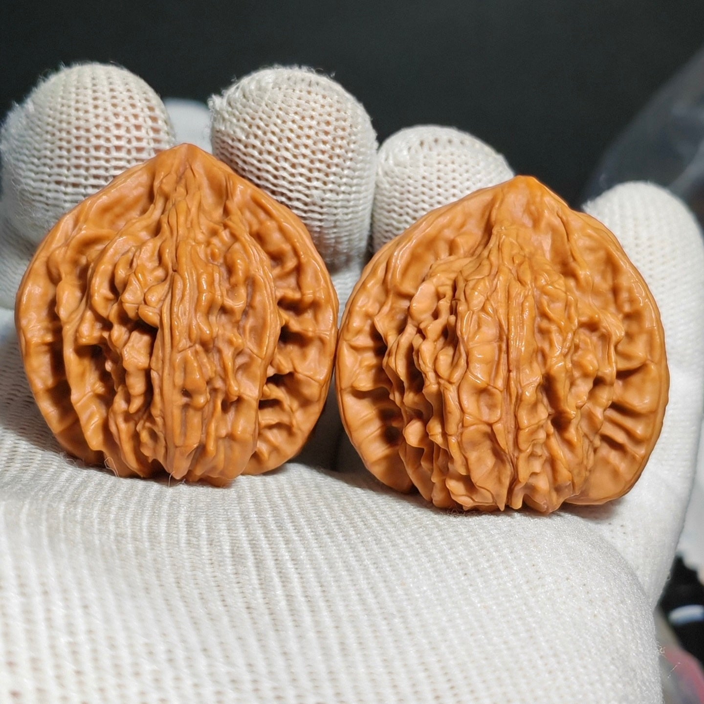 Thick Ribs Three Ridges  Wenwan Walnut · 41mm · Natural · Sourcing Pick