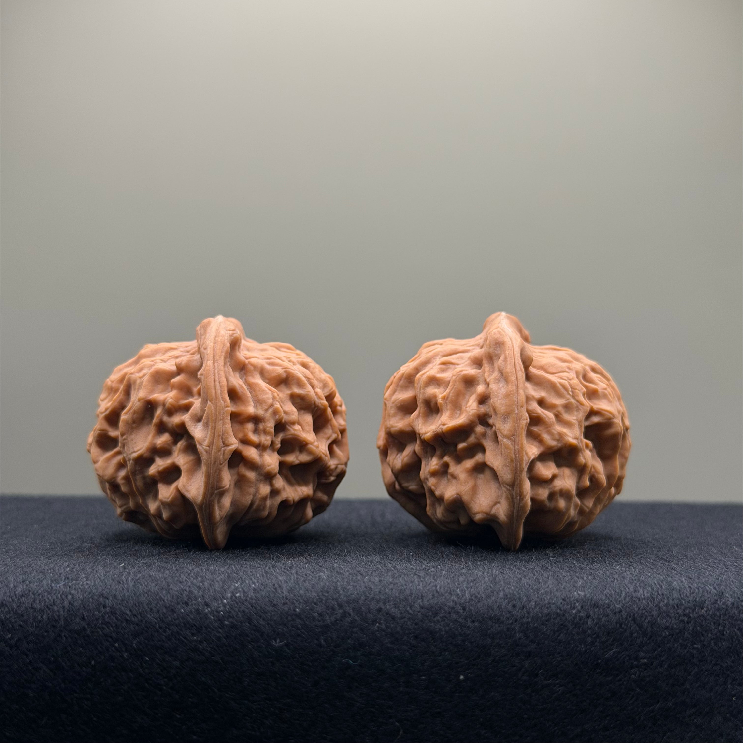 Heaven & Earth Wenwan Walnut · 39mm · Natural · Premium Ritual
