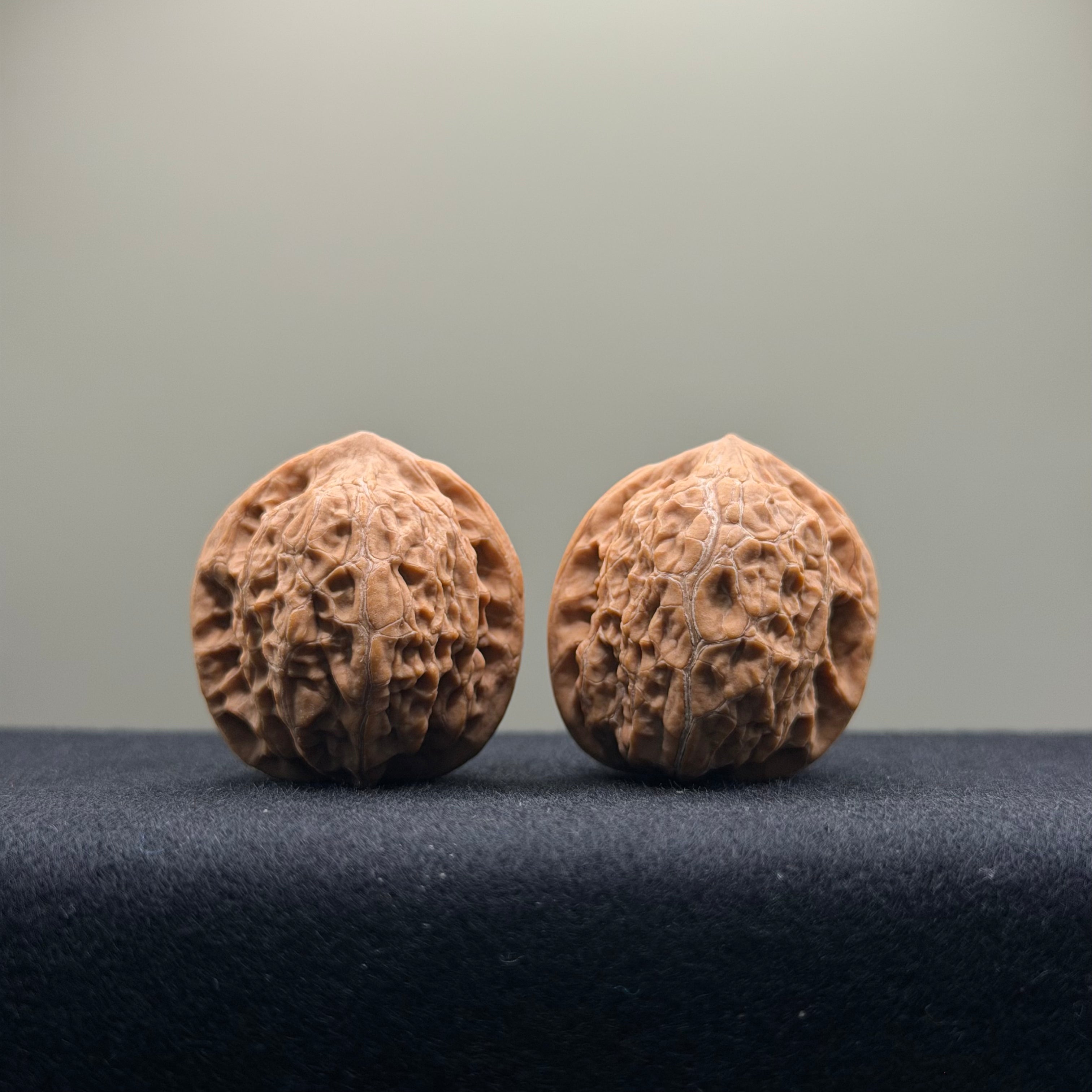 Mini Iron Hammer Wenwan Walnut · 31mm · Natural · Entry Ritual